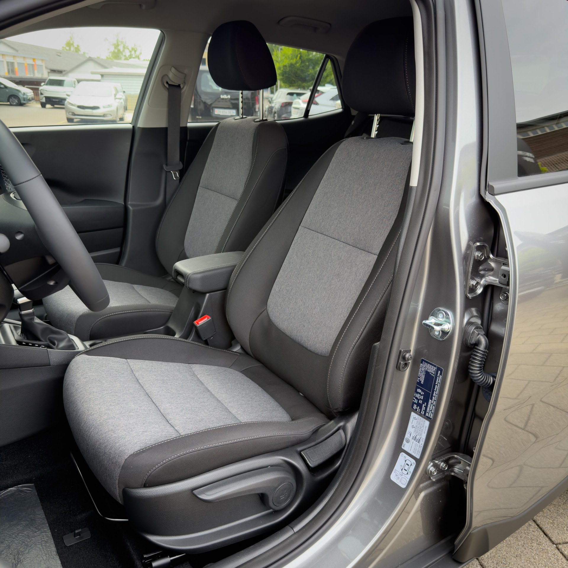 KIA Stonic 1.0 T-GDi MHEV Power-image-12