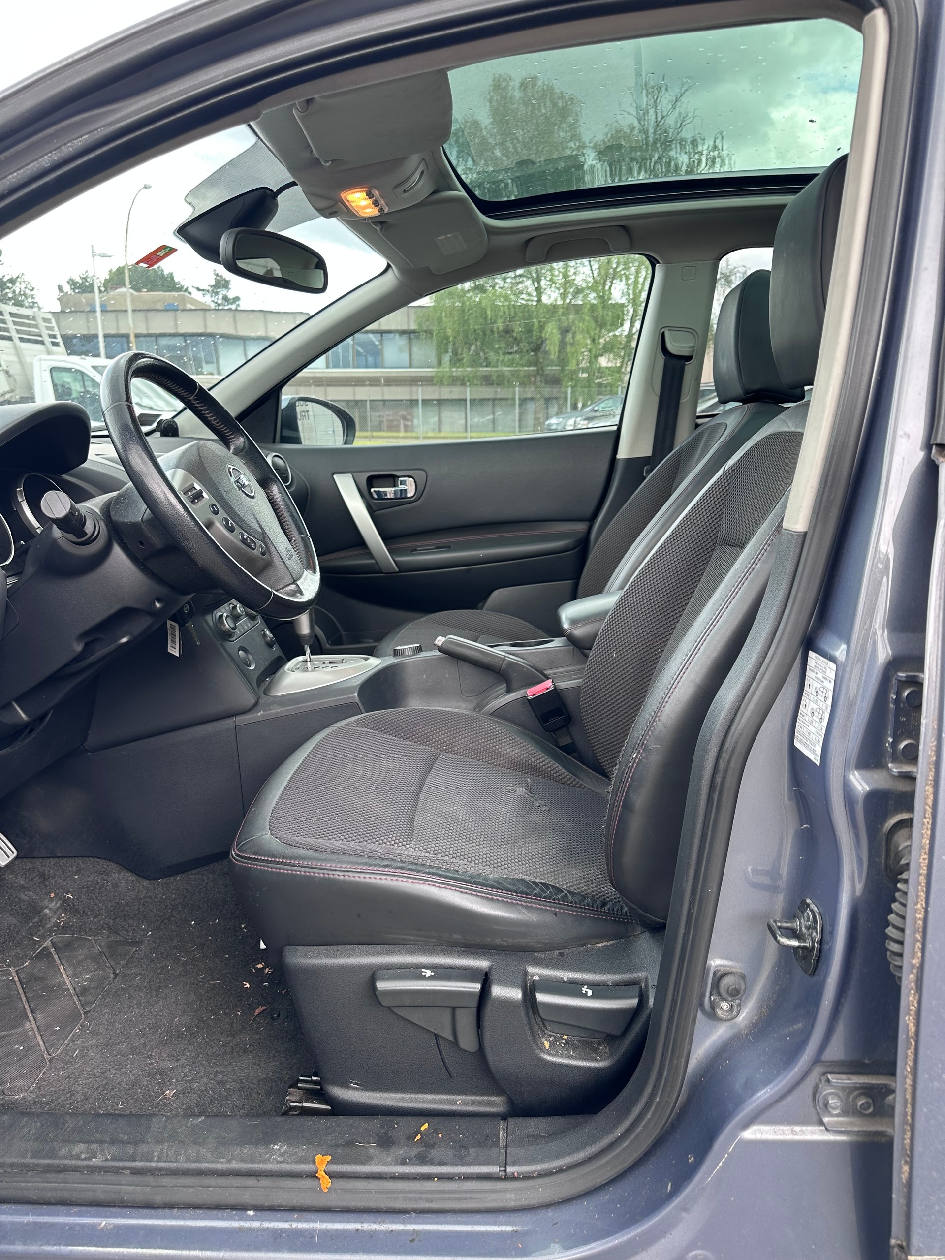 NISSAN Qashqai 2.0 4WD Lounge XTronic CVT-image-9