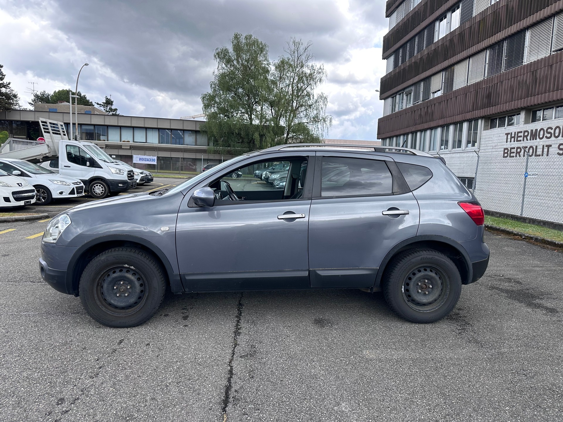 NISSAN Qashqai 2.0 4WD Lounge XTronic CVT-image-1