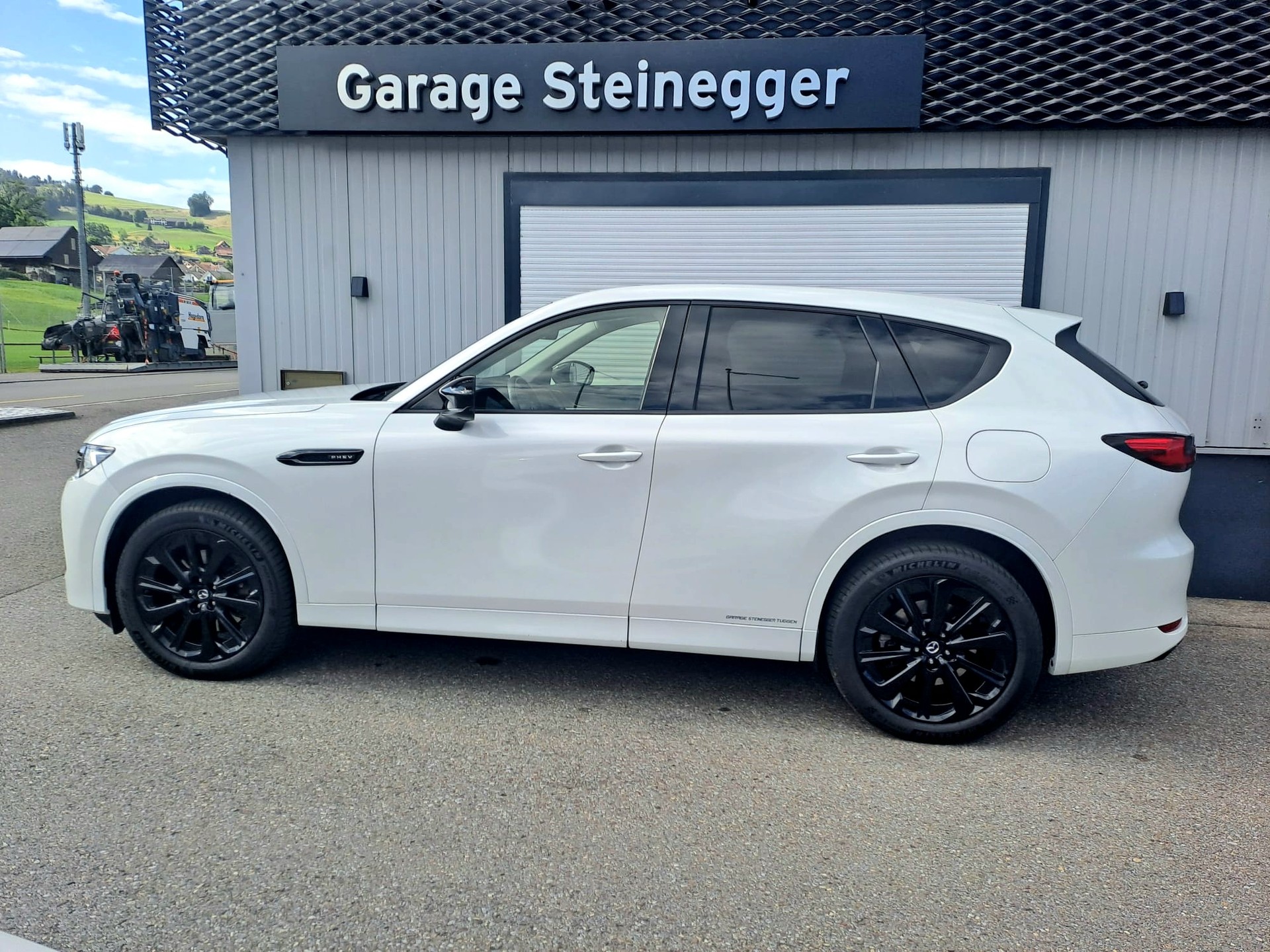 MAZDA CX-60 e-Skyactiv PHEV 327 AWD Homura mit Top Ausstattung-image-6