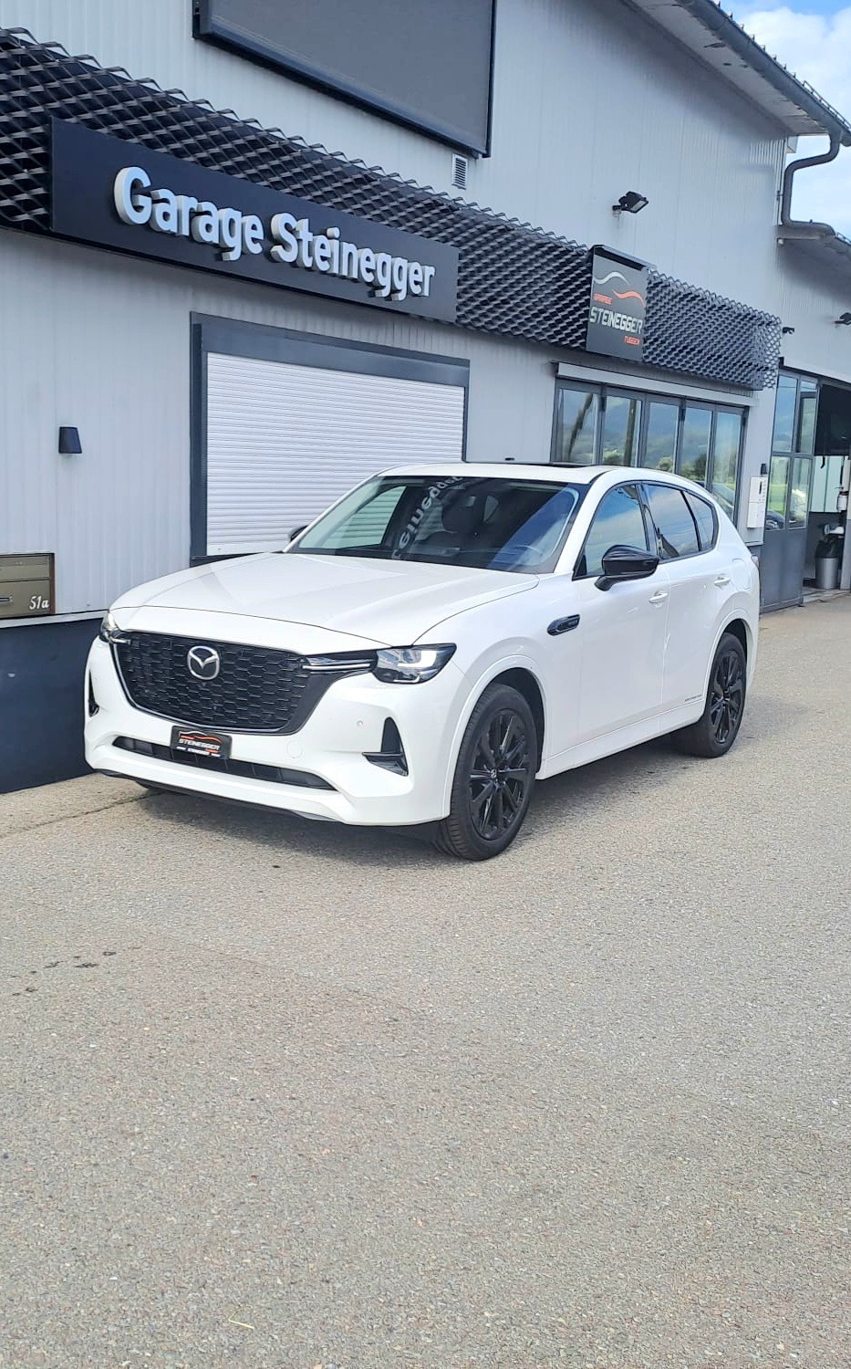 MAZDA CX-60 e-Skyactiv PHEV 327 AWD Homura mit Top Ausstattung-image-2