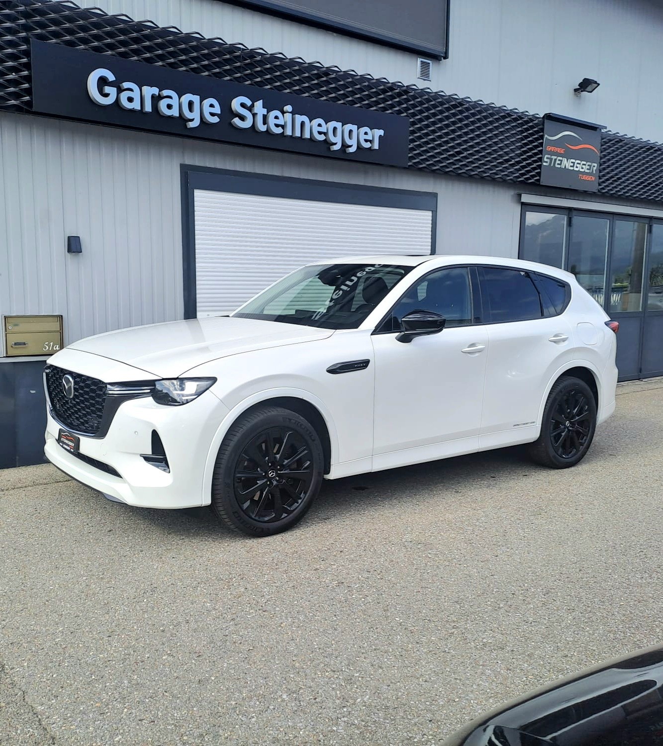 MAZDA CX-60 e-Skyactiv PHEV 327 AWD Homura mit Top Ausstattung-image-4