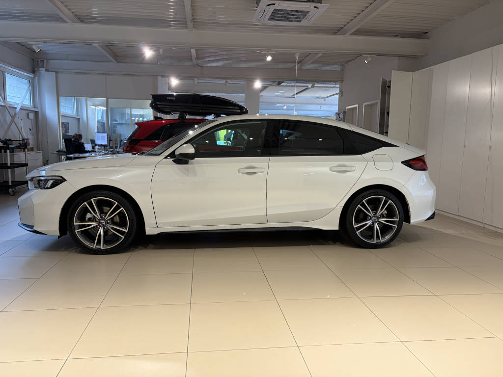HONDA Civic 2.0 i-MMD Advance-showroom-element-2