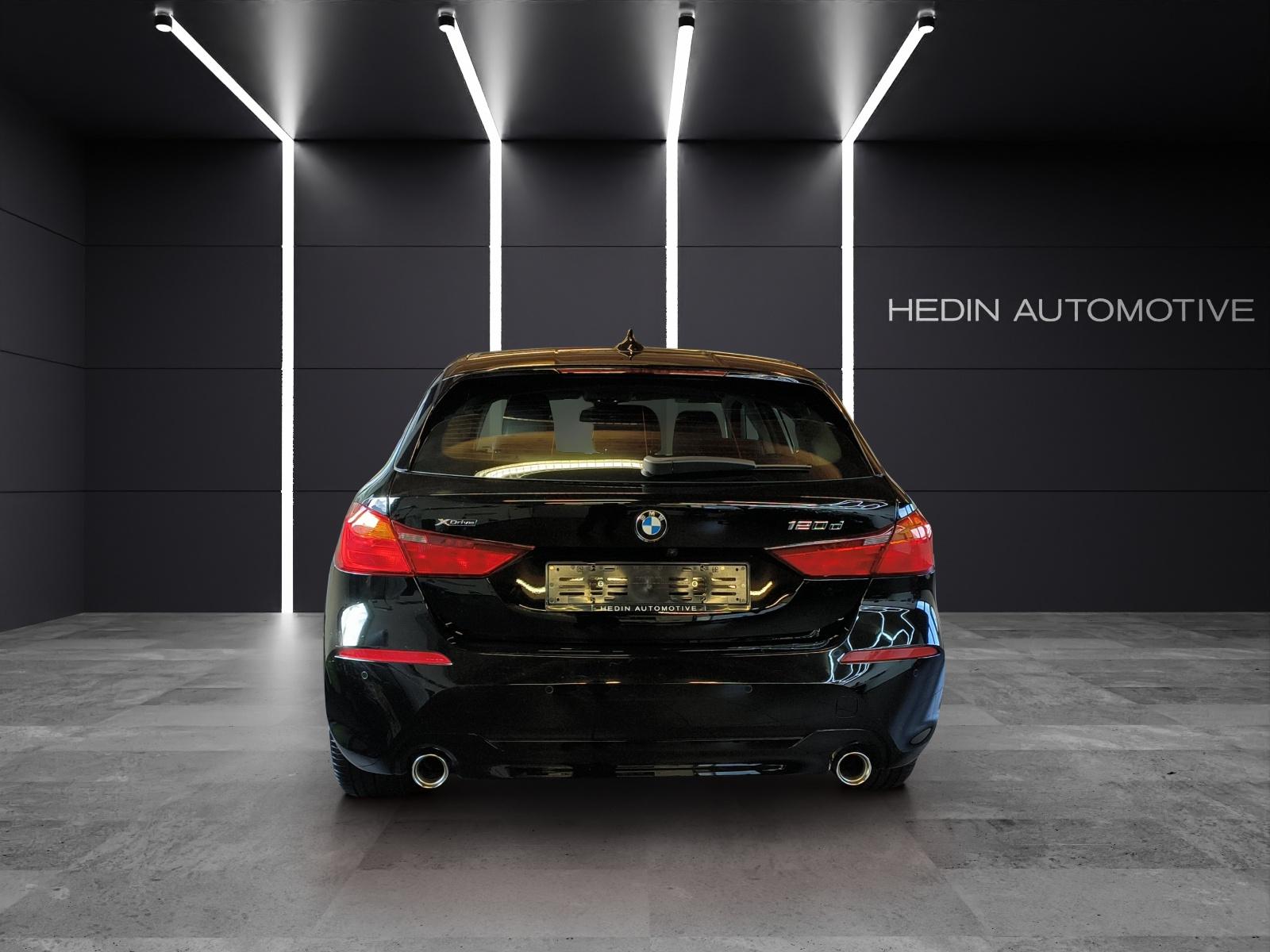 BMW 120d xDrive-showroom-element-3