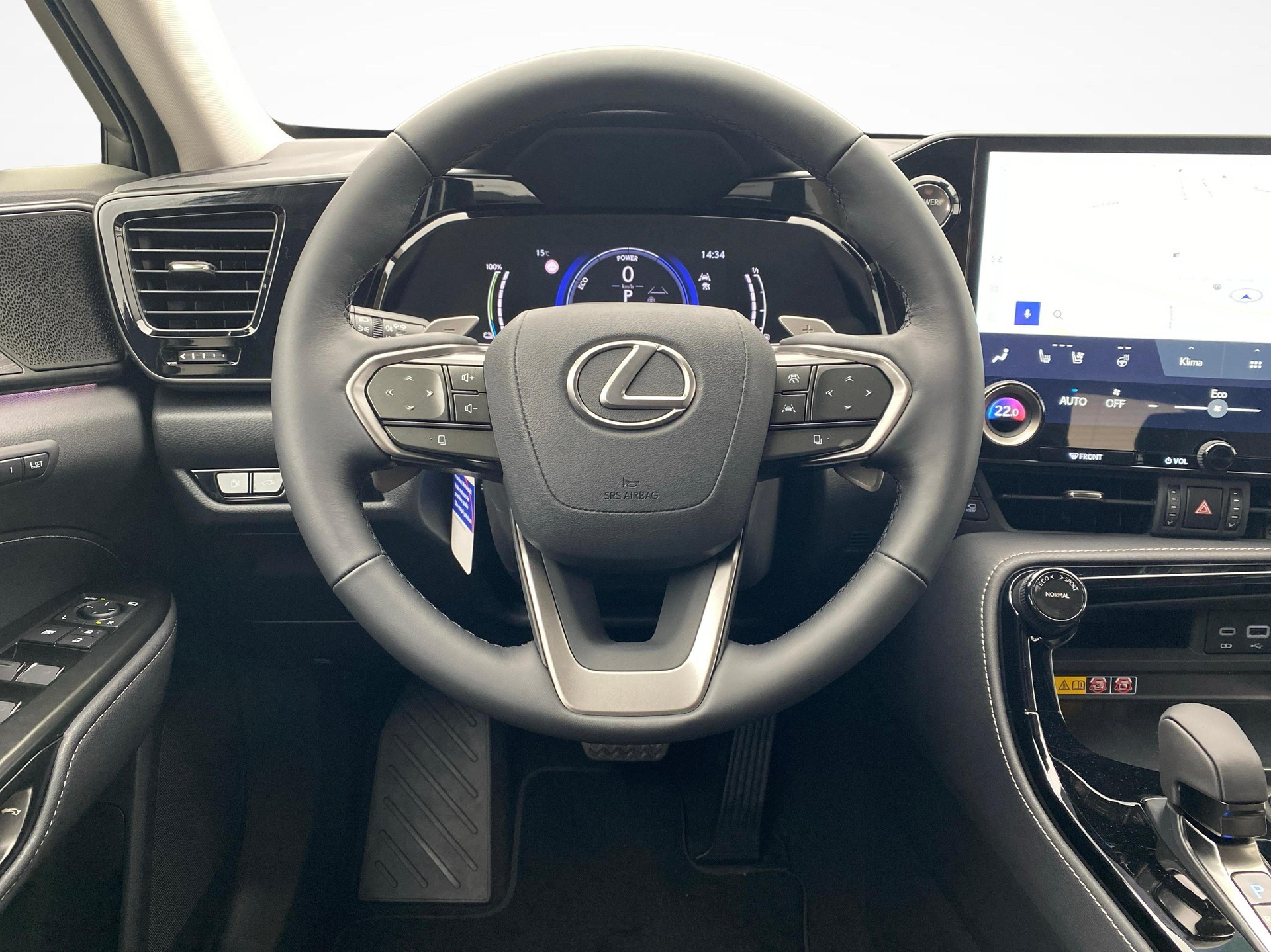 LEXUS NX 450h+ Excellence-image-9