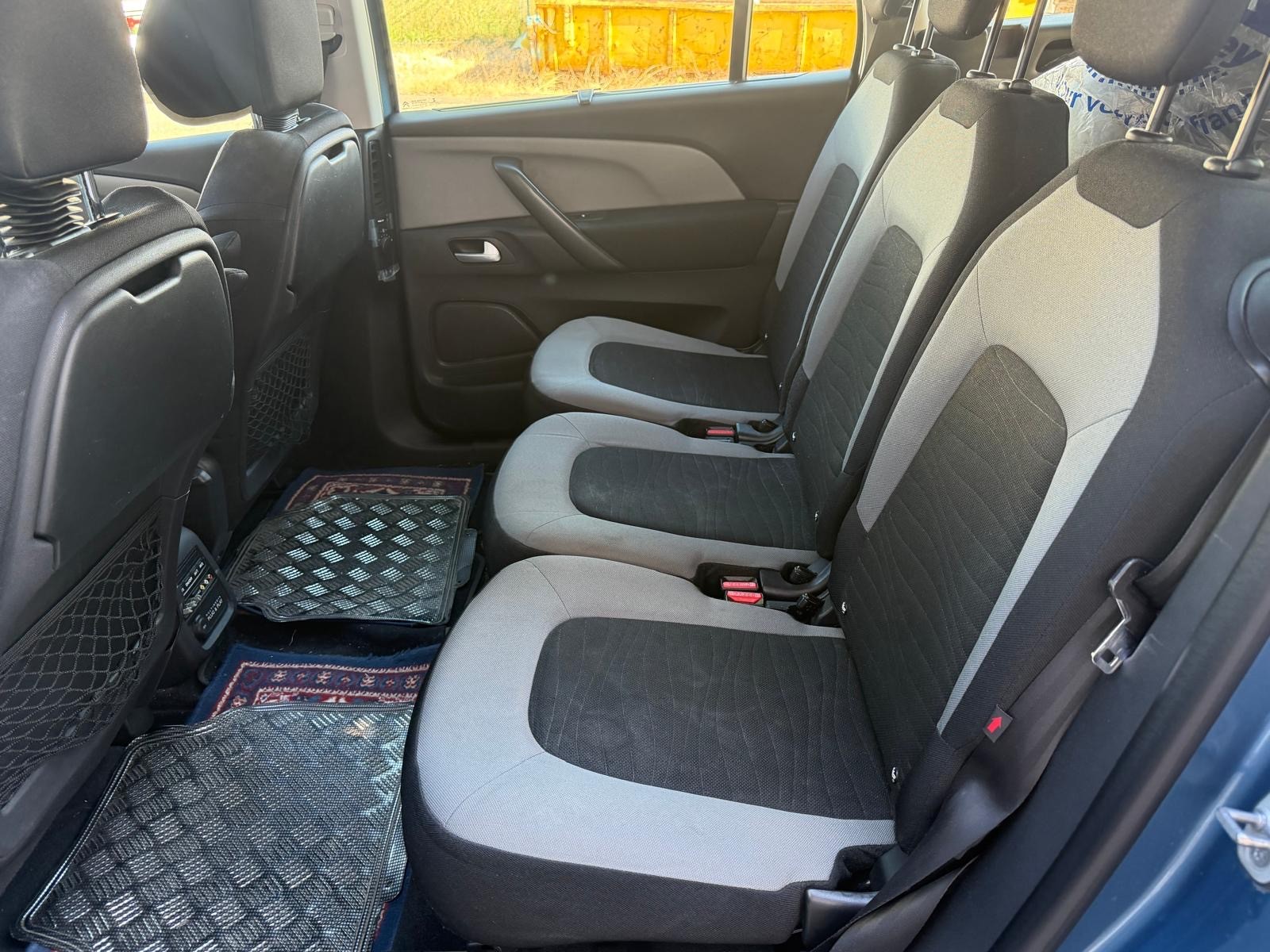 CITROEN Grand C4 Picasso 2.0 BlueHDi Exclusive Automatic-image-9