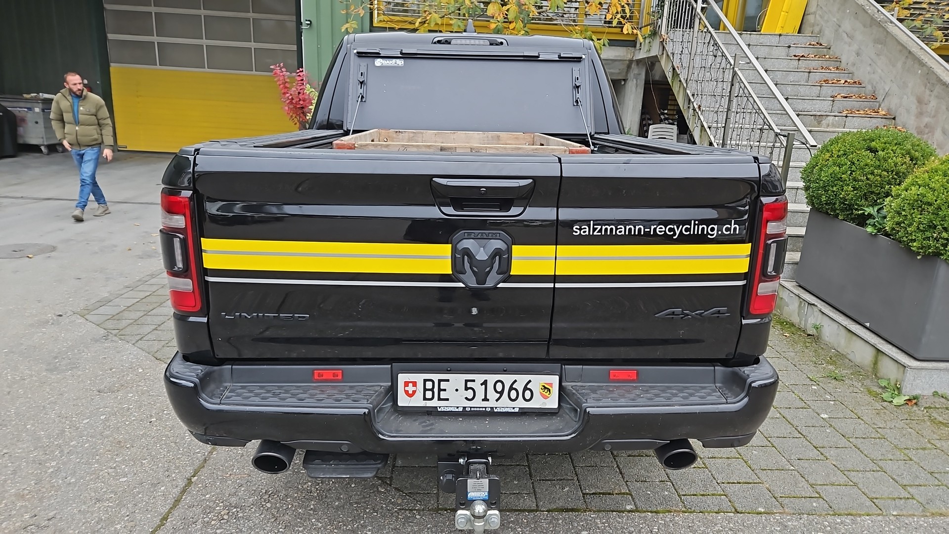 DODGE 1500 CREW CAB-image-3