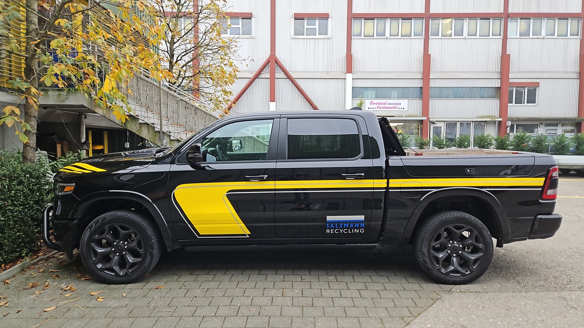 DODGE 1500 CREW CAB