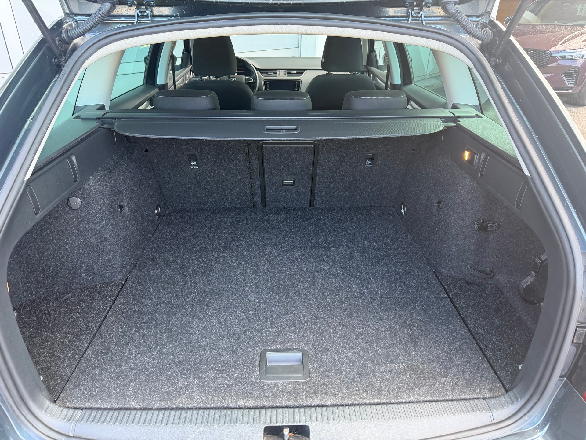 SKODA Octavia Combi 2.0 TSI Soleil 4x4 DSG-image-20