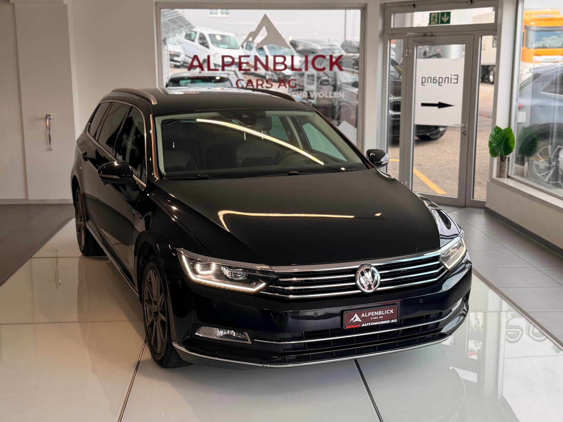 VW Passat Variant 2.0 TDI SCR BMT Highline DSG-showroom-element-1