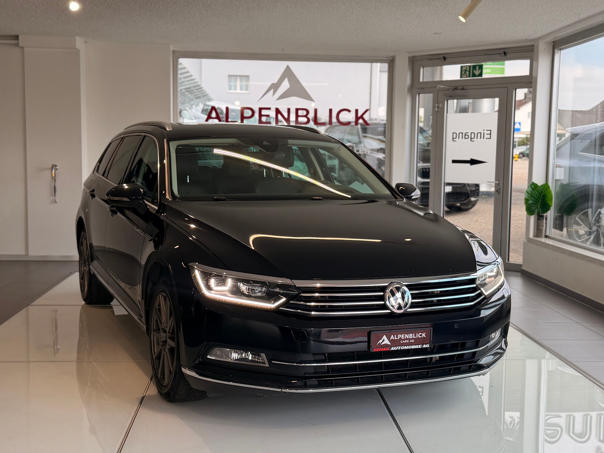 VW Passat Variant 2.0 TDI SCR BMT Highline DSG-showroom-element-2