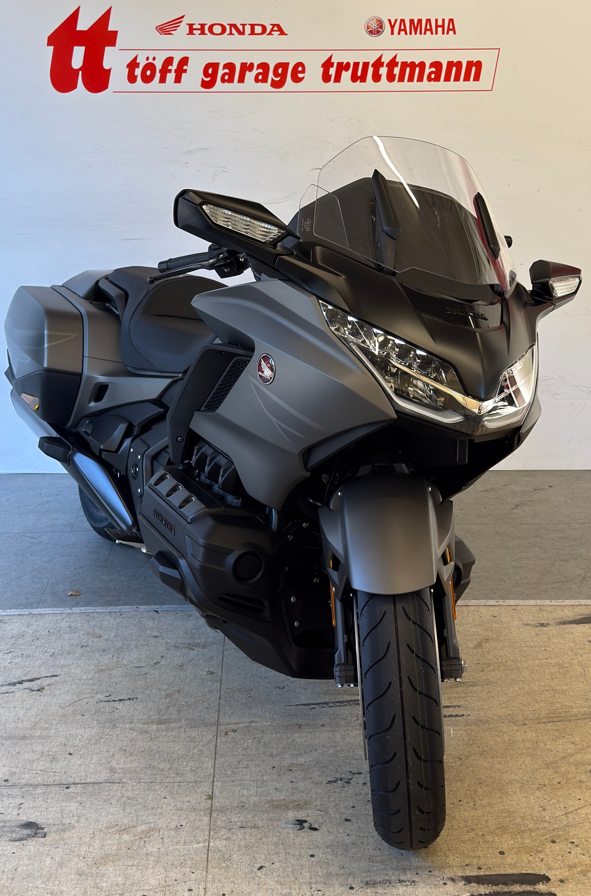 HONDA GL 1800 DCT Goldwing Bagger-image-2