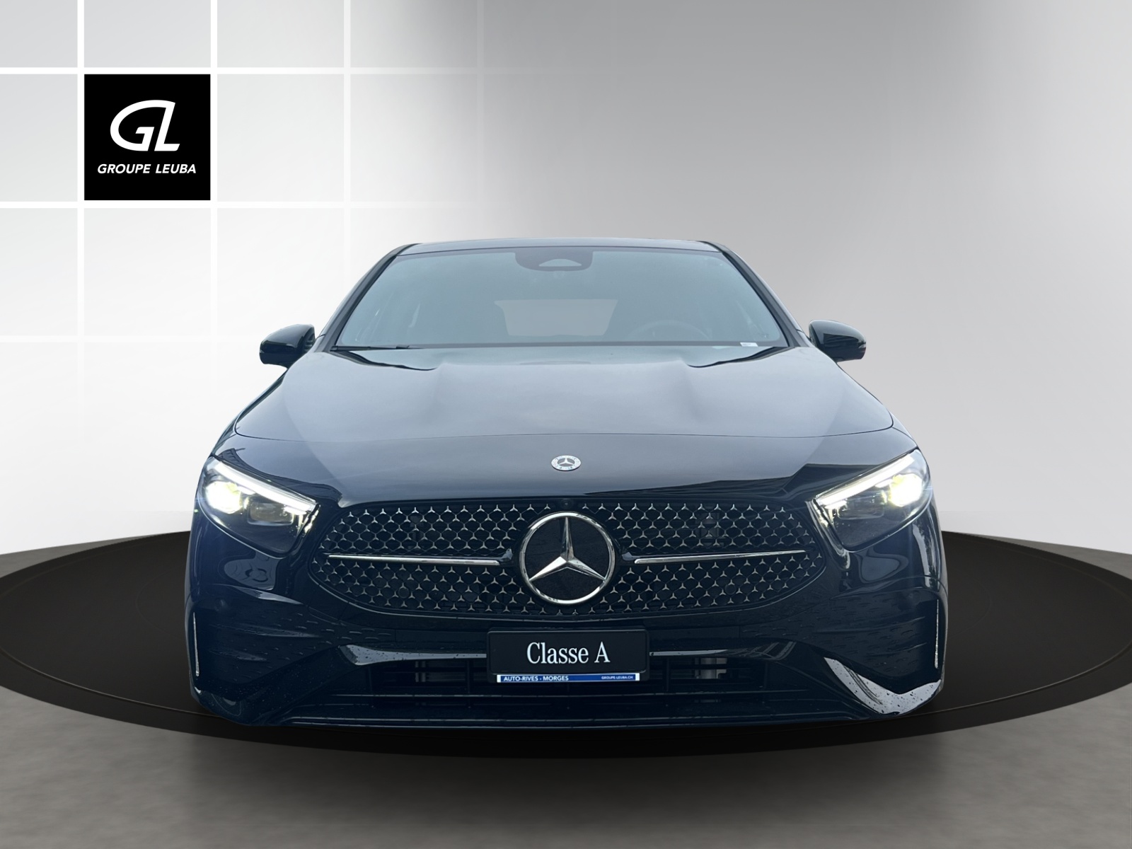 MERCEDES-BENZ A 220 4Matic 8G-DCT-showroom-element-1