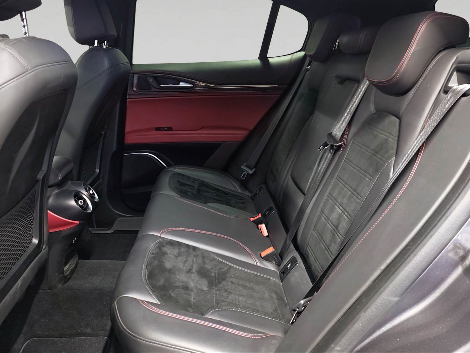 ALFA ROMEO Stelvio 2.9 V6 Quadrifoglio Q4 Automatic-image-8