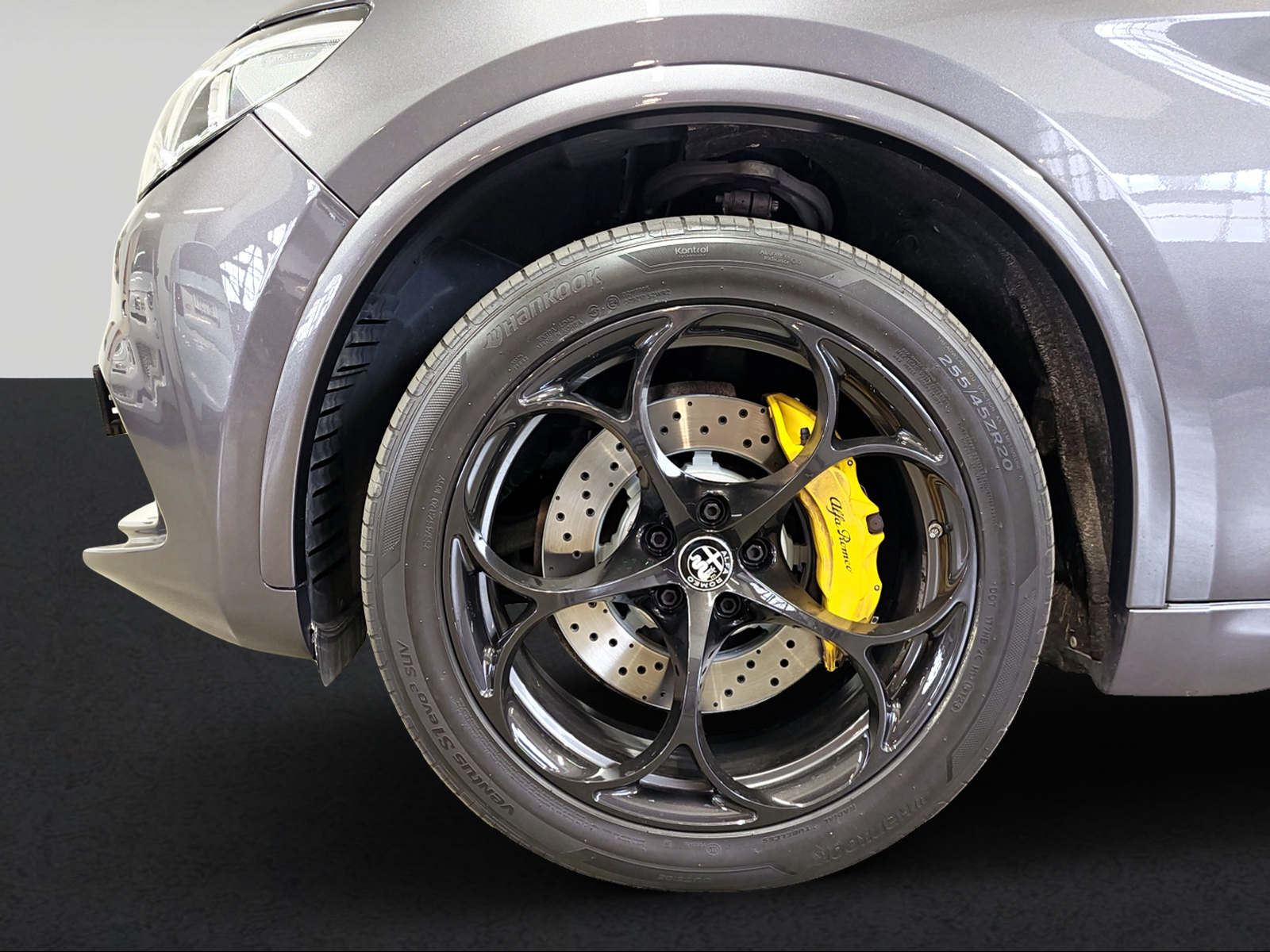 ALFA ROMEO Stelvio 2.9 V6 Quadrifoglio Q4 Automatic-showroom-element-3