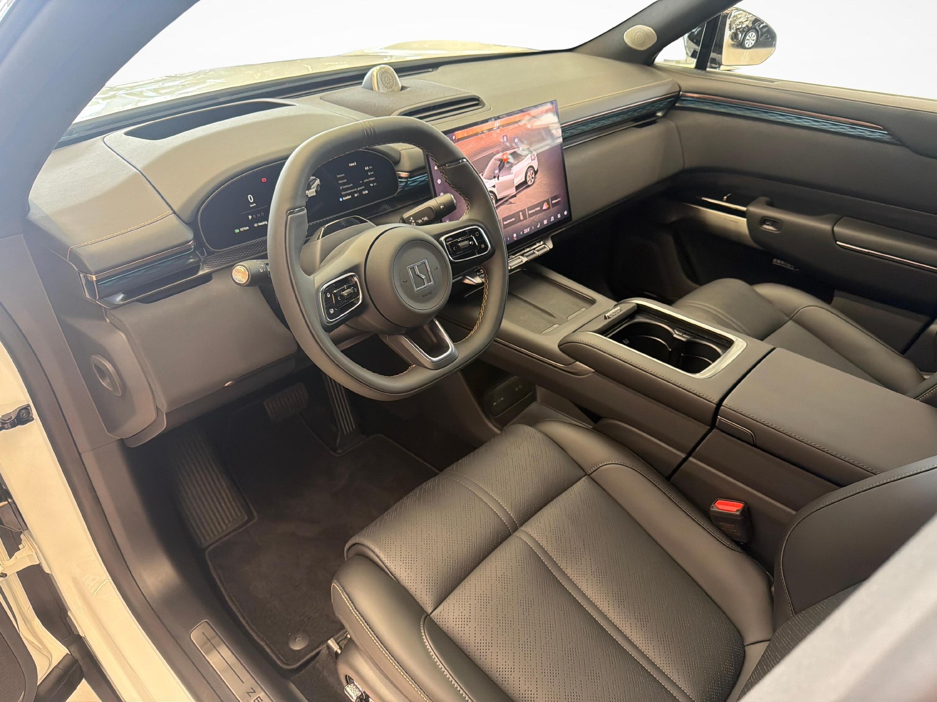 ZEEKR 7X Privilege AWD-image-8