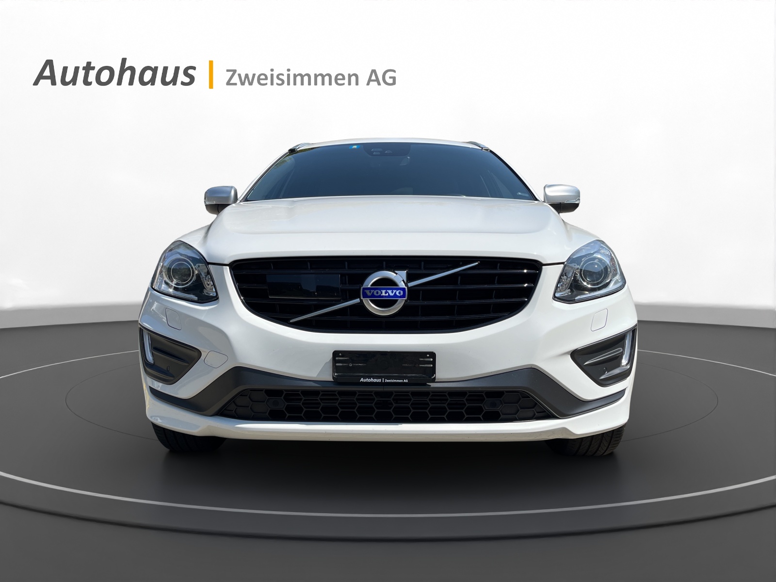 VOLVO XC60 D5 AWD Momentum R-Design Geartronic-showroom-element-3