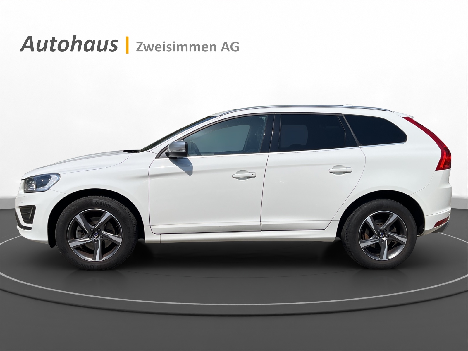 VOLVO XC60 D5 AWD Momentum R-Design Geartronic-showroom-element-1