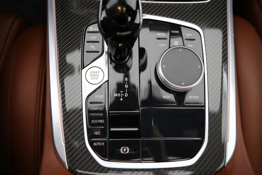 BMW X5 40d xDrive-image-11