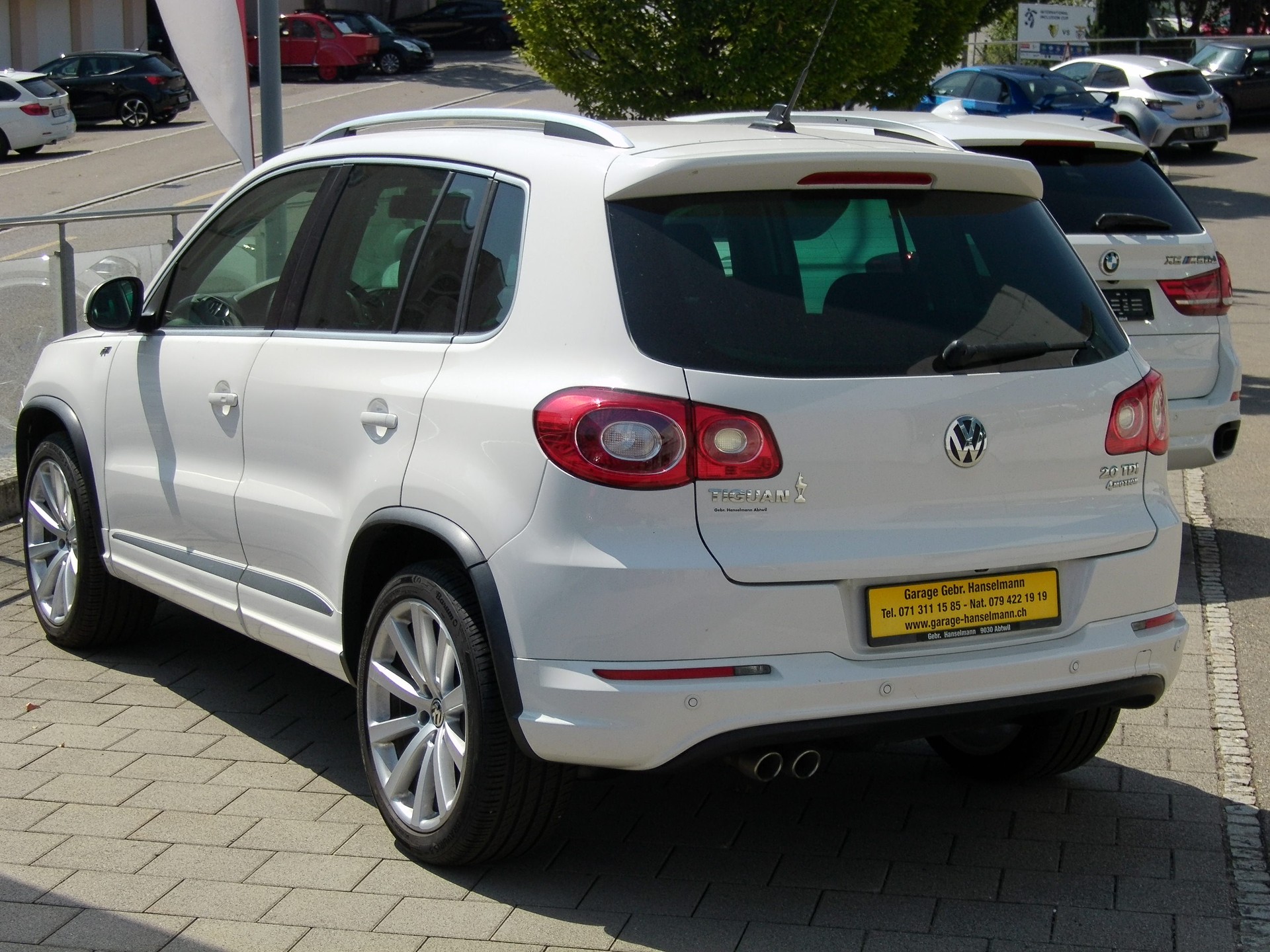 VW Tiguan 2.0 TDI R-Line Sport-image-4