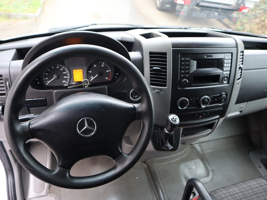 MERCEDES-BENZ Sprinter 316 CDI Kompakt 7G-Tronic ** Klimaanlage ** Nutzlast-720kg ** 3-Plätzer **-image-7