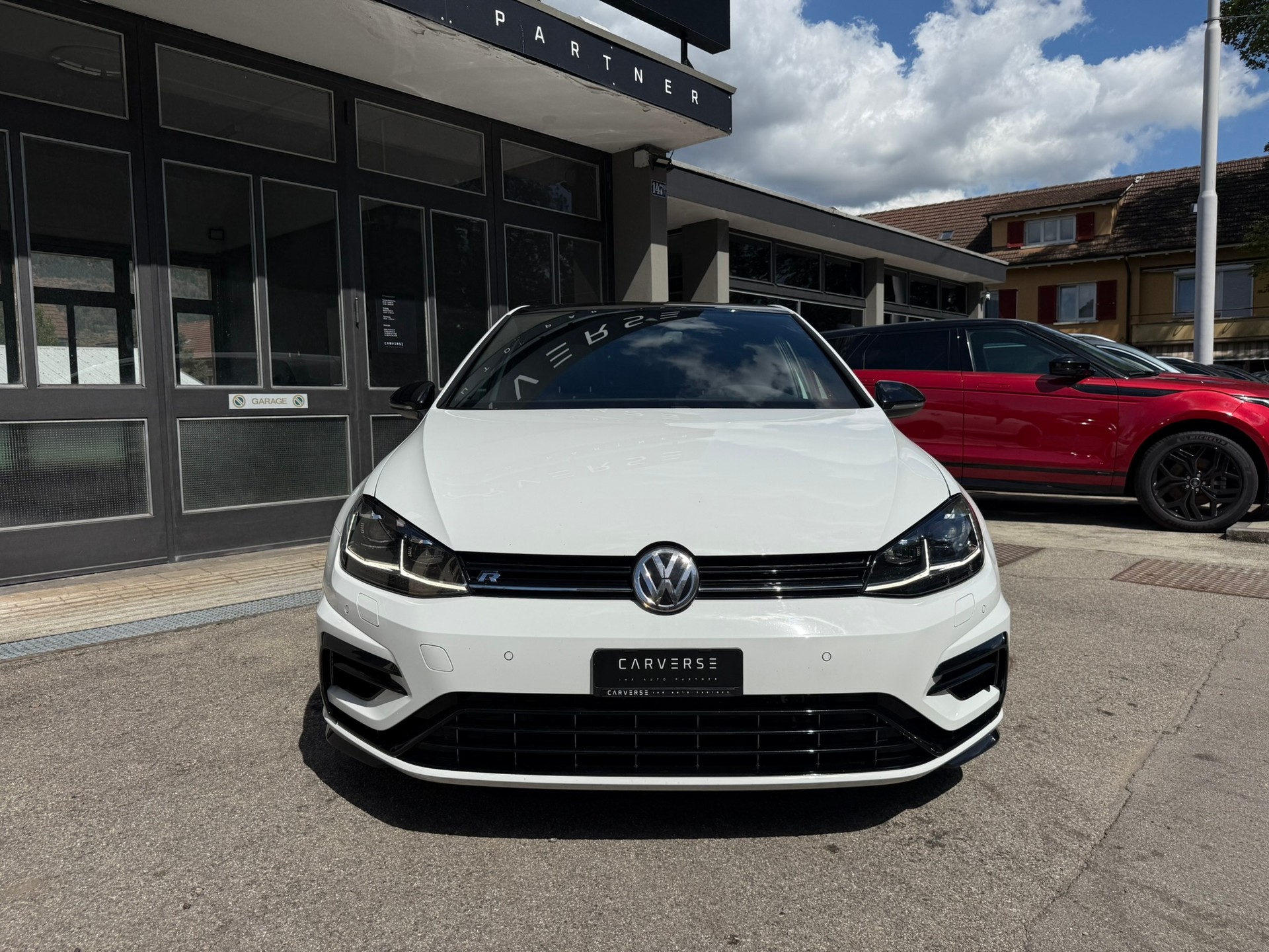 VW Golf VII 2.0 TSI R DSG 4motion-showroom-element-2