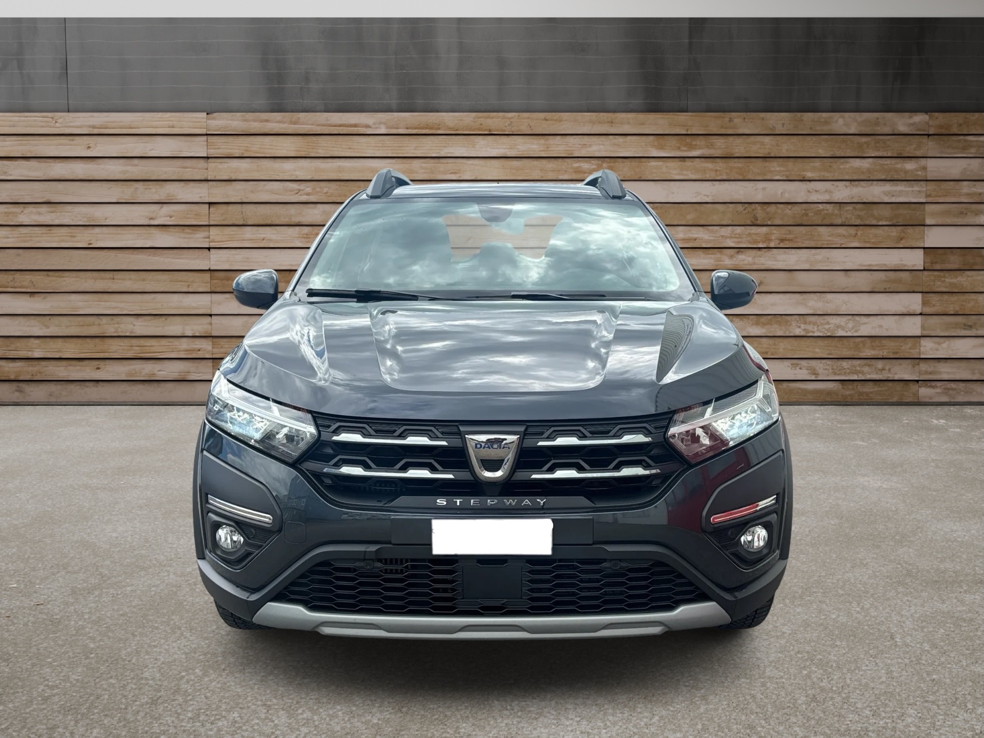 DACIA Sandero Stepway TCe 90 Comfort CVT-image-1