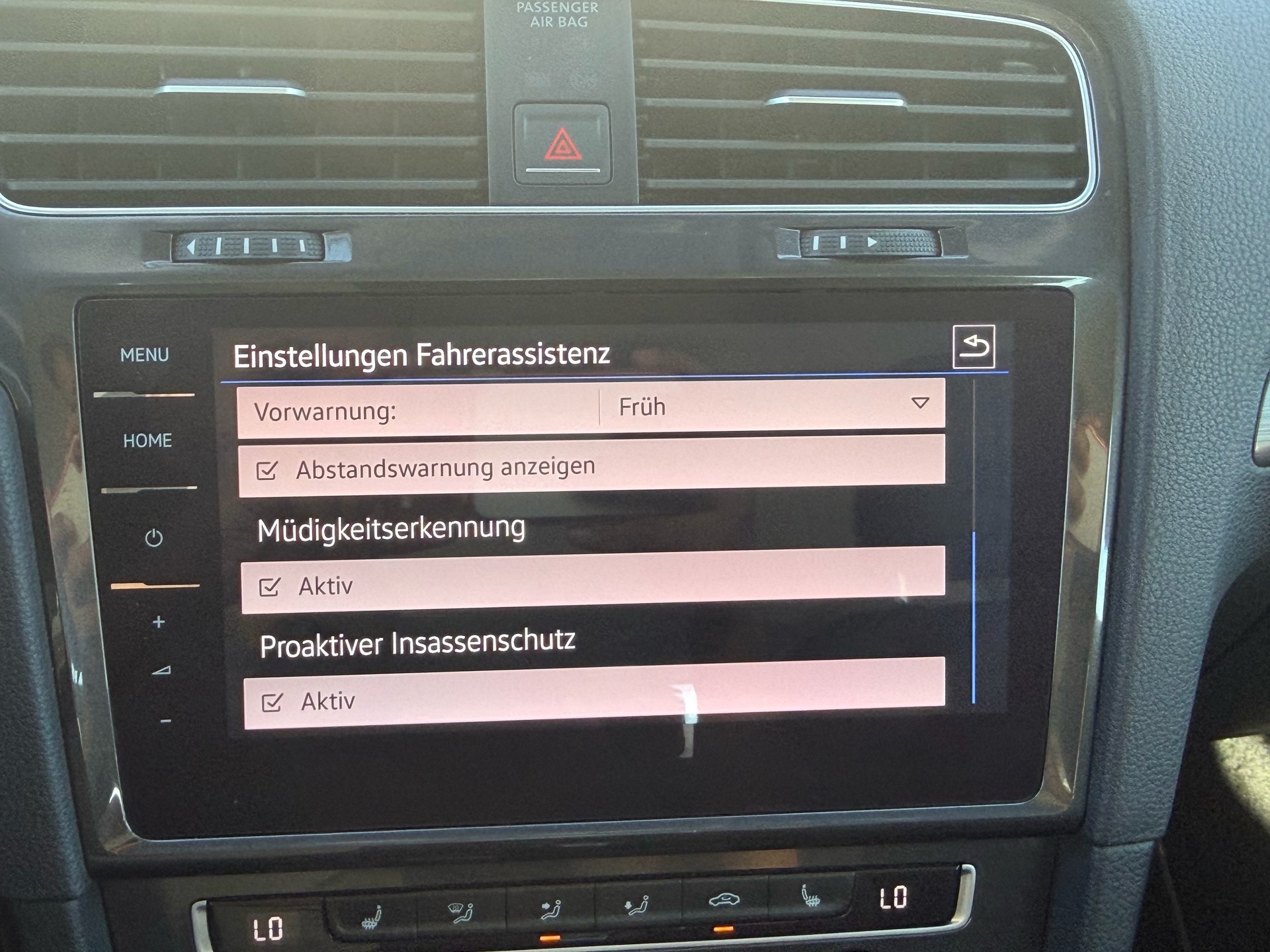 VW Golf Variant 2.0 TDI Comfortline DSG-image-23