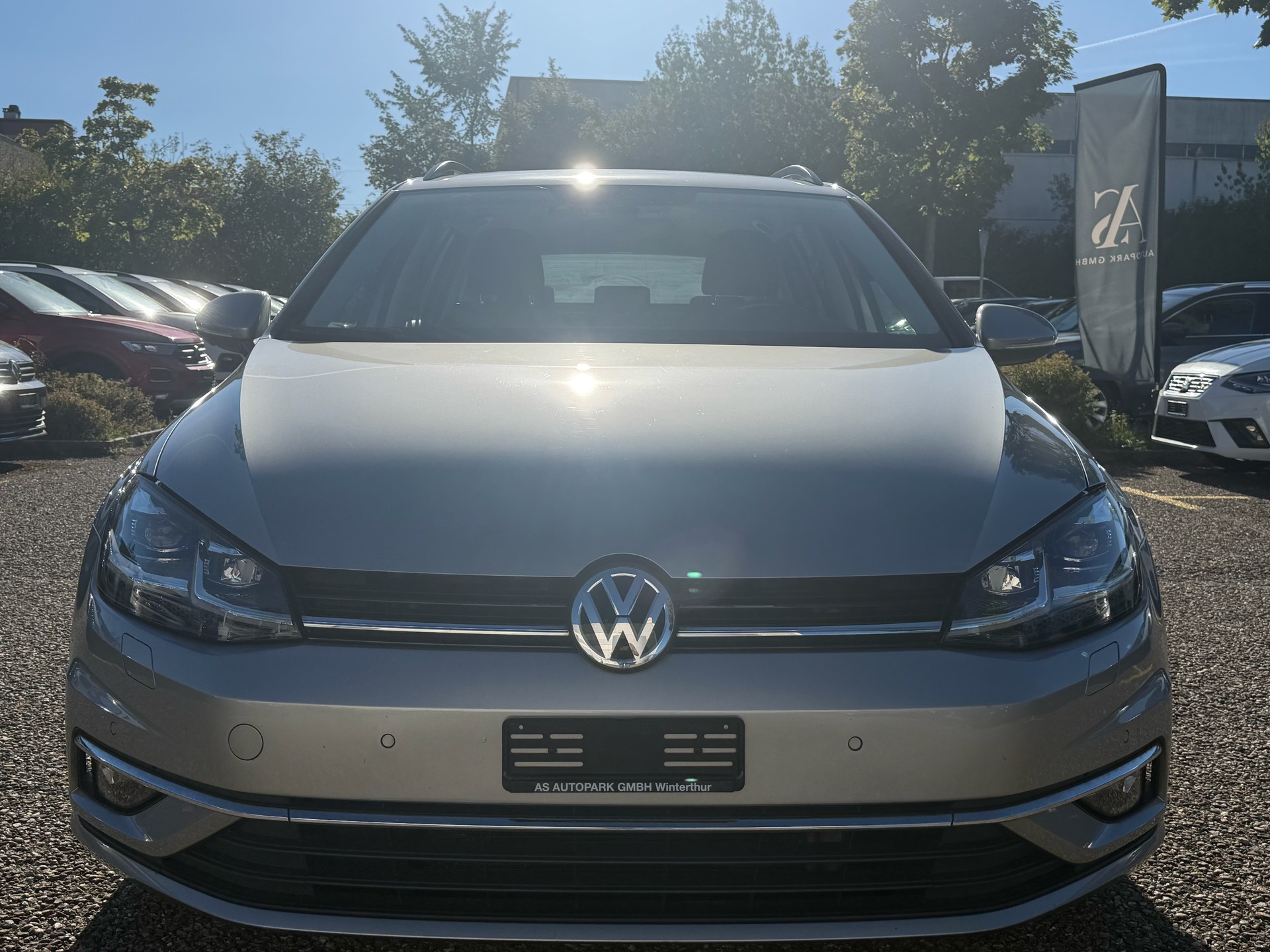 VW Golf Variant 2.0 TDI Comfortline DSG-showroom-element-1