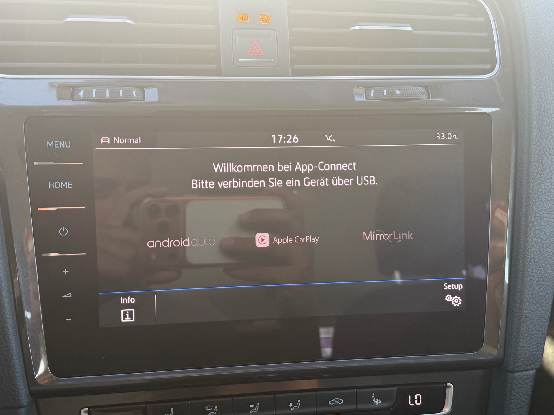 VW Golf Variant 2.0 TDI Comfortline DSG-image-19
