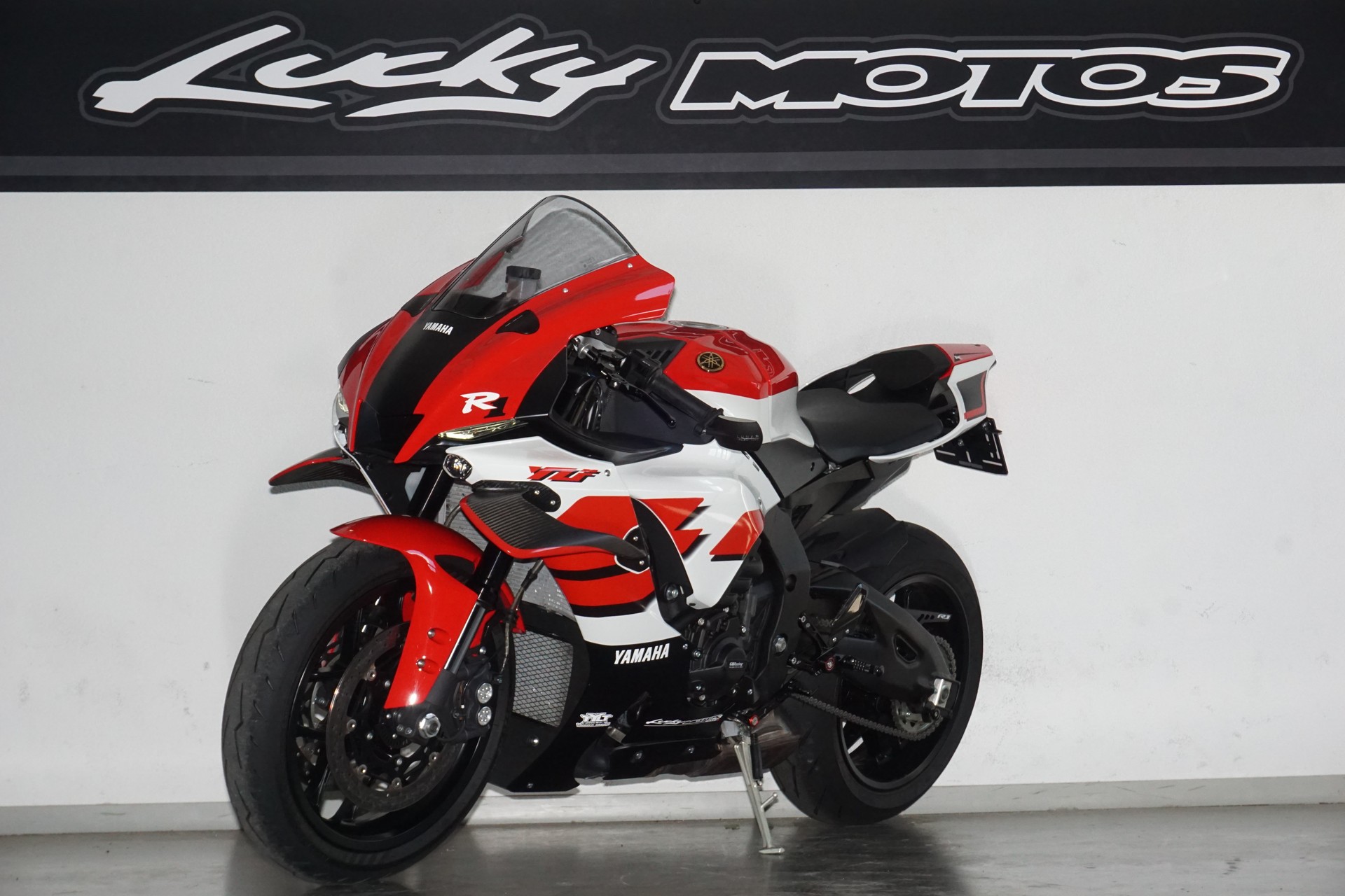 YAMAHA YZF-R1 ABS-image-2