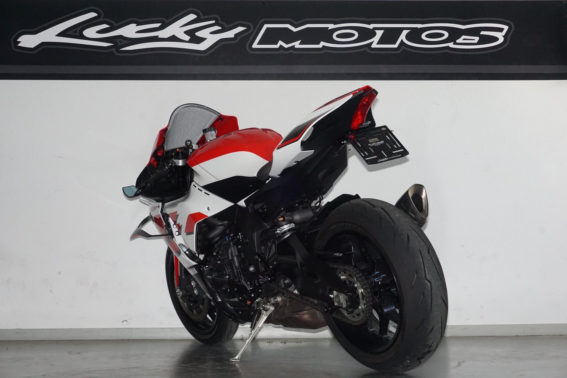YAMAHA YZF-R1 ABS-image-12
