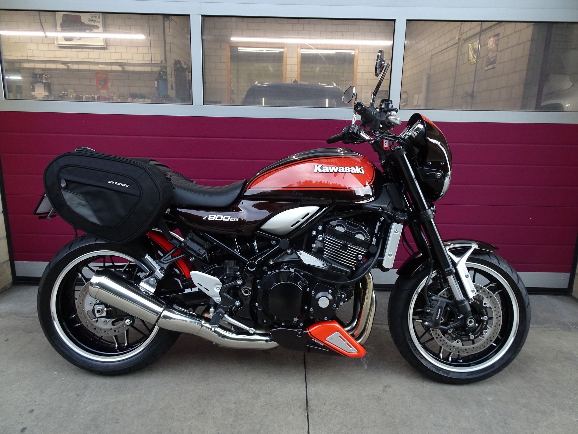 KAWASAKI Z 900 RS-image-0