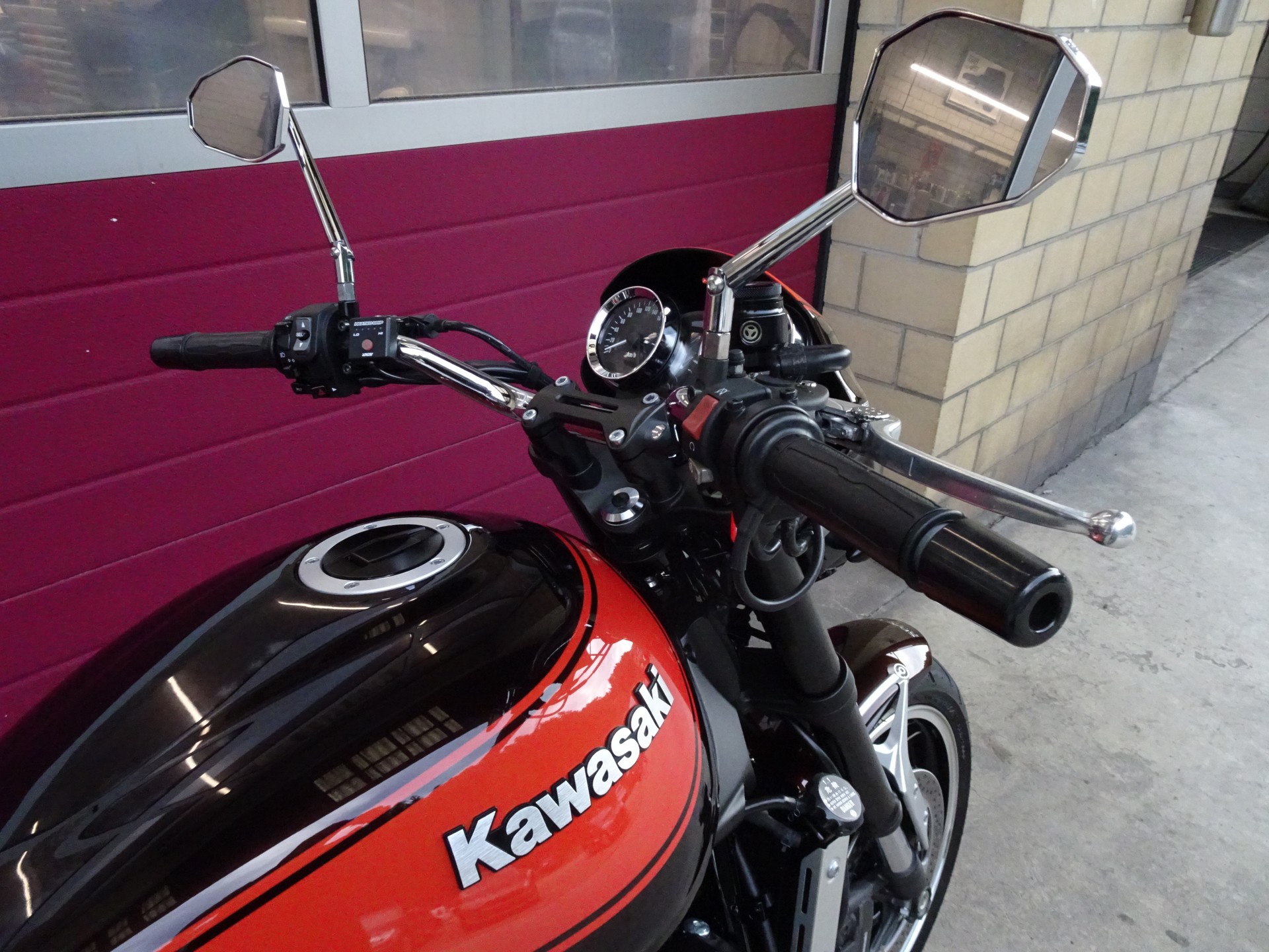 KAWASAKI Z 900 RS-image-4
