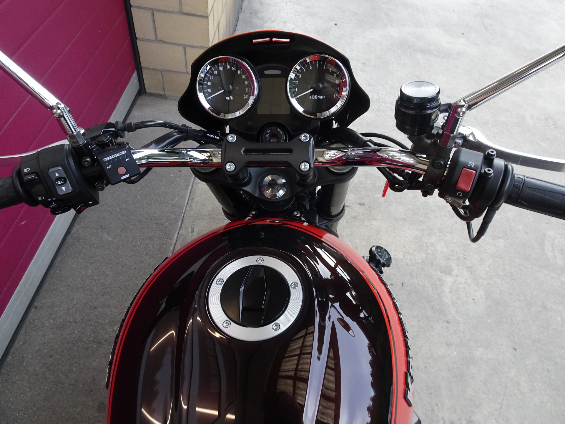 KAWASAKI Z 900 RS-image-5