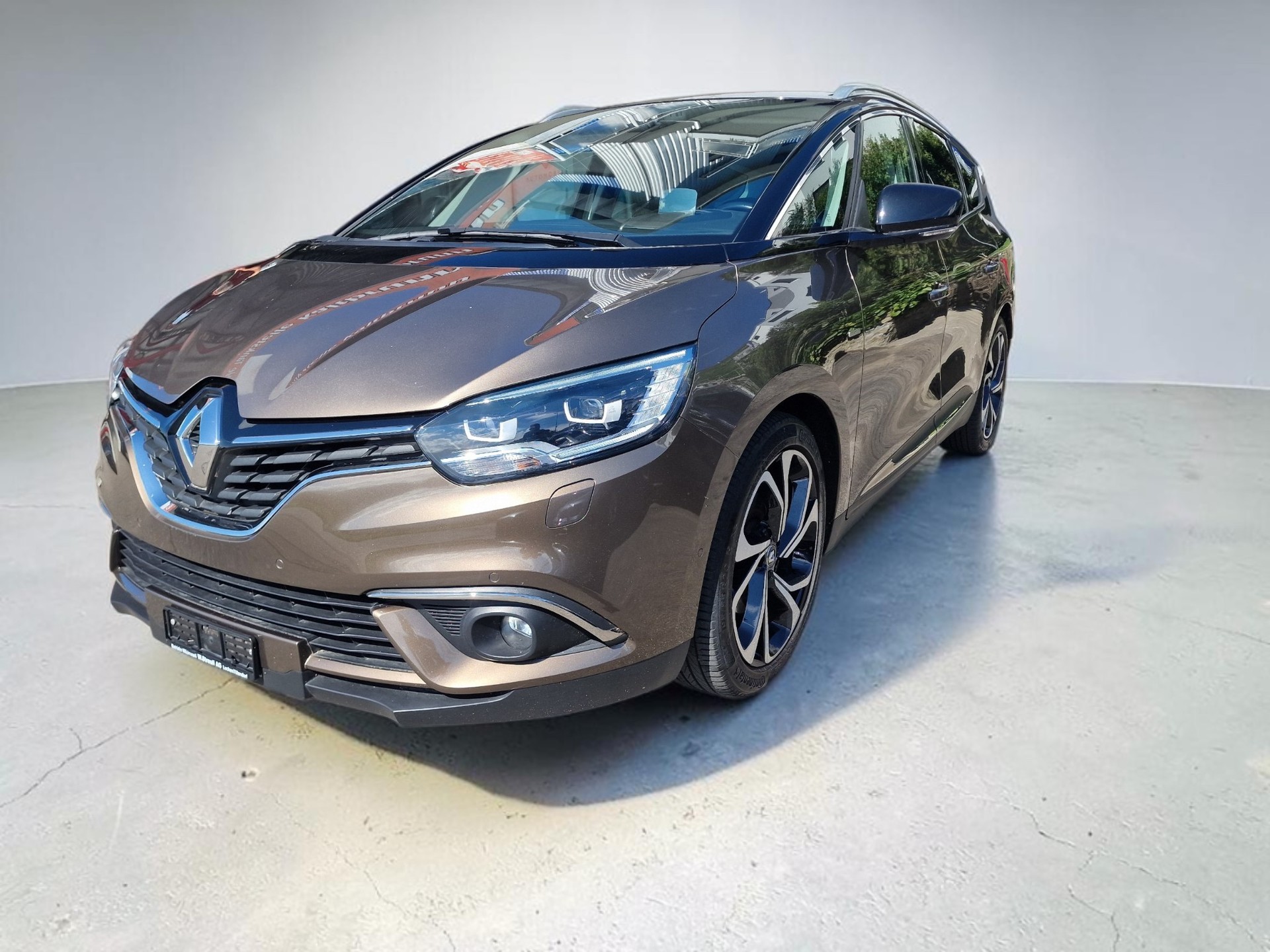 RENAULT Grand Scénic 1.6 dCi Bose EDC 8xAlu 12Mt Gara MFK Neu-showroom-element-1