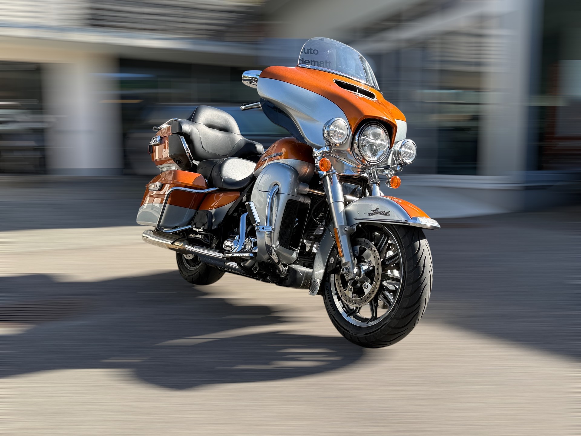 HARLEY-DAVIDSON FLHTK Electra Glide Ultra Limited-image-11