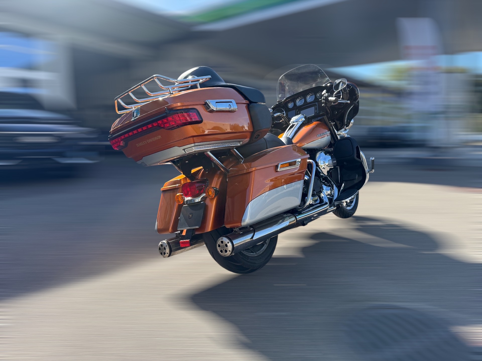 HARLEY-DAVIDSON FLHTK Electra Glide Ultra Limited-image-14