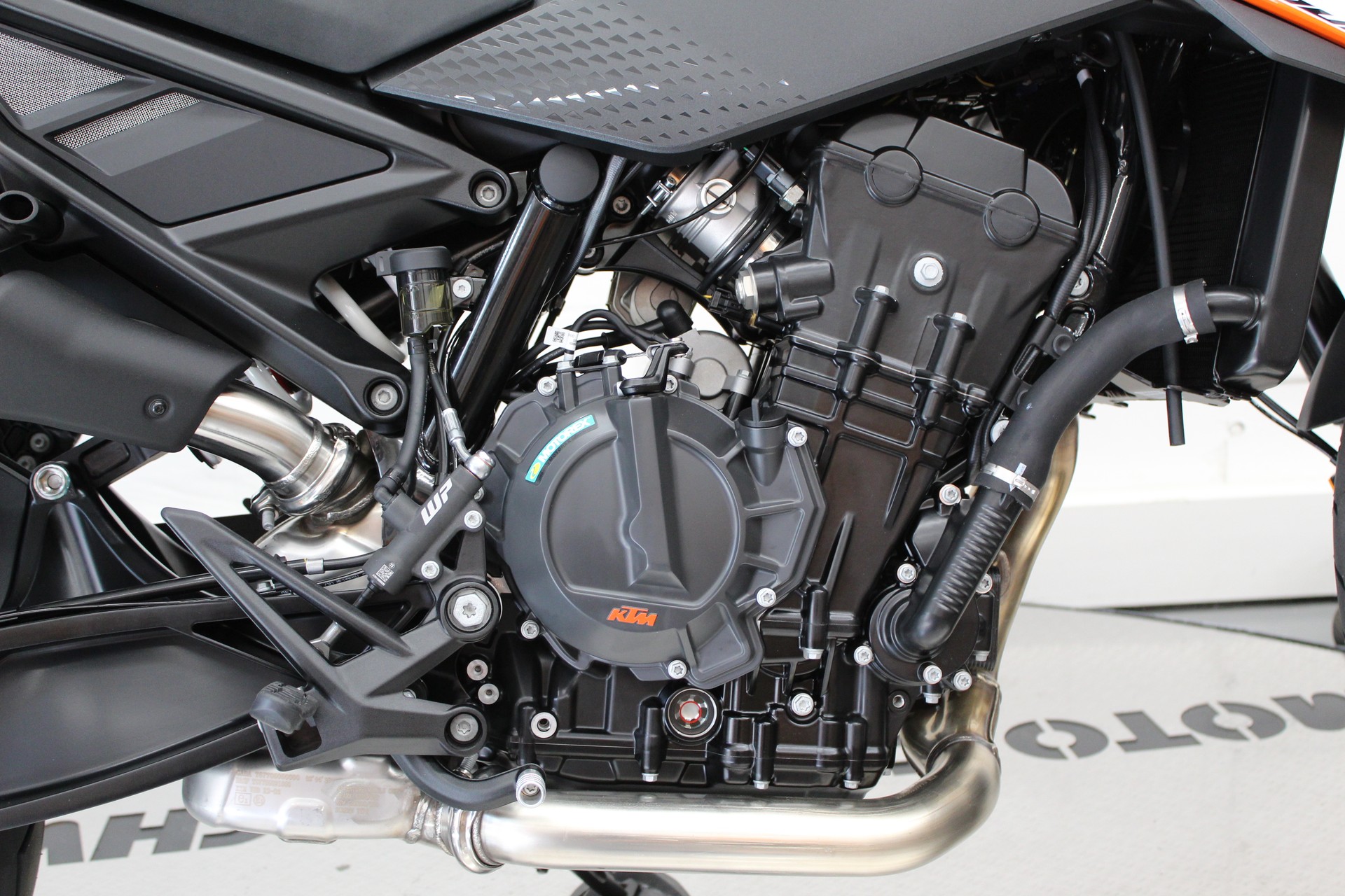 KTM 790 Duke L-image-6