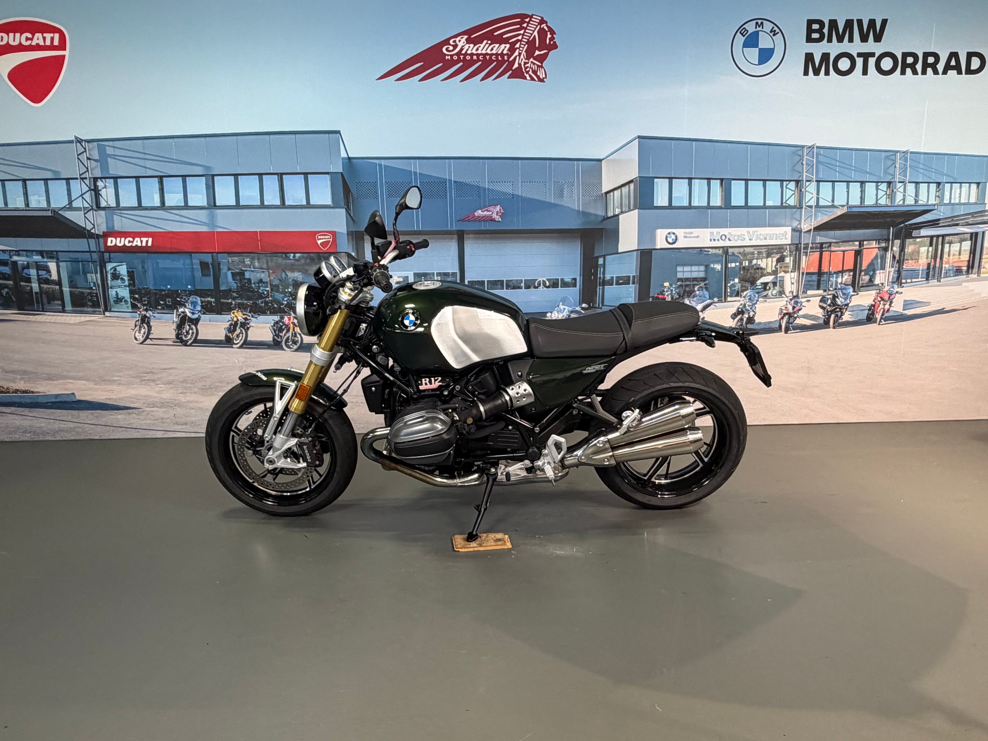 BMW R 12 nine T-image-3