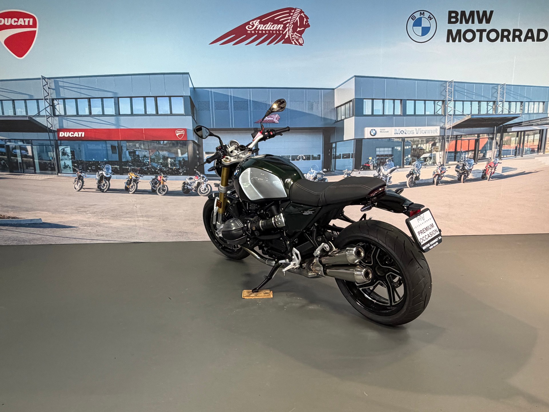 BMW R 12 nine T-image-4