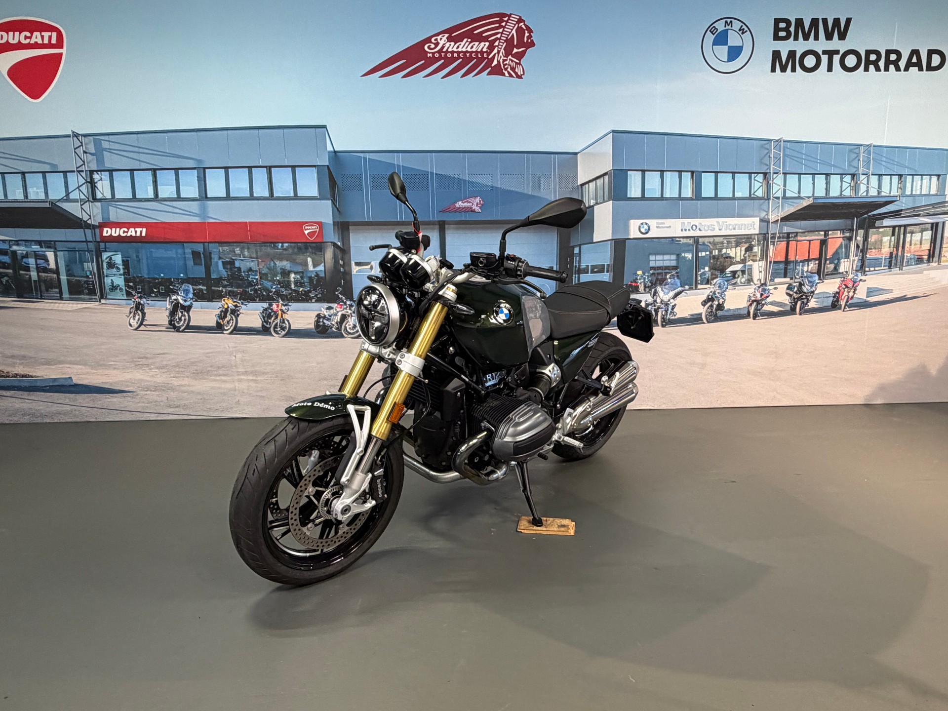 BMW R 12 nine T-image-2