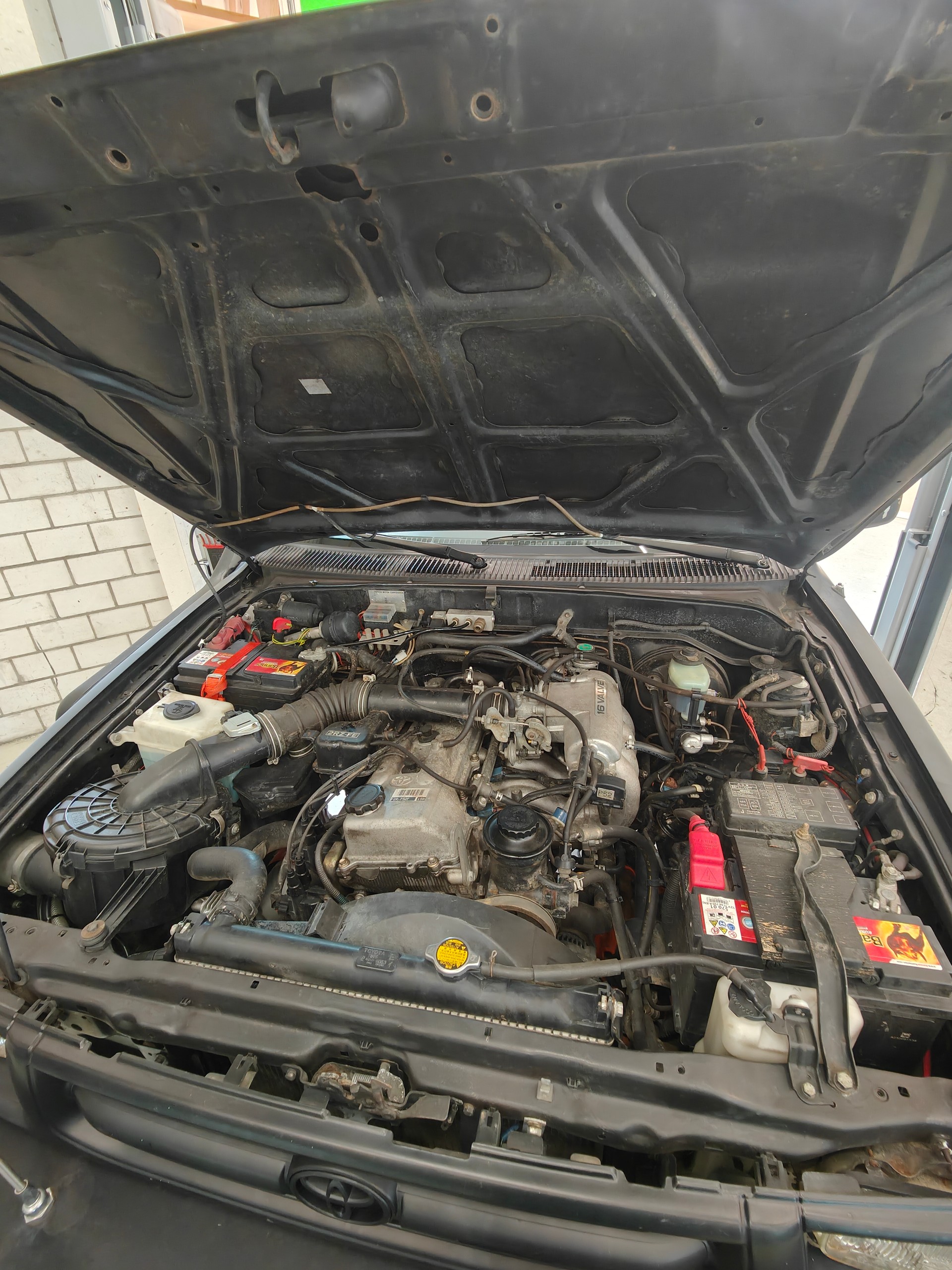 TOYOTA Hilux RZN 173 X-TRA Cab SR5-image-13