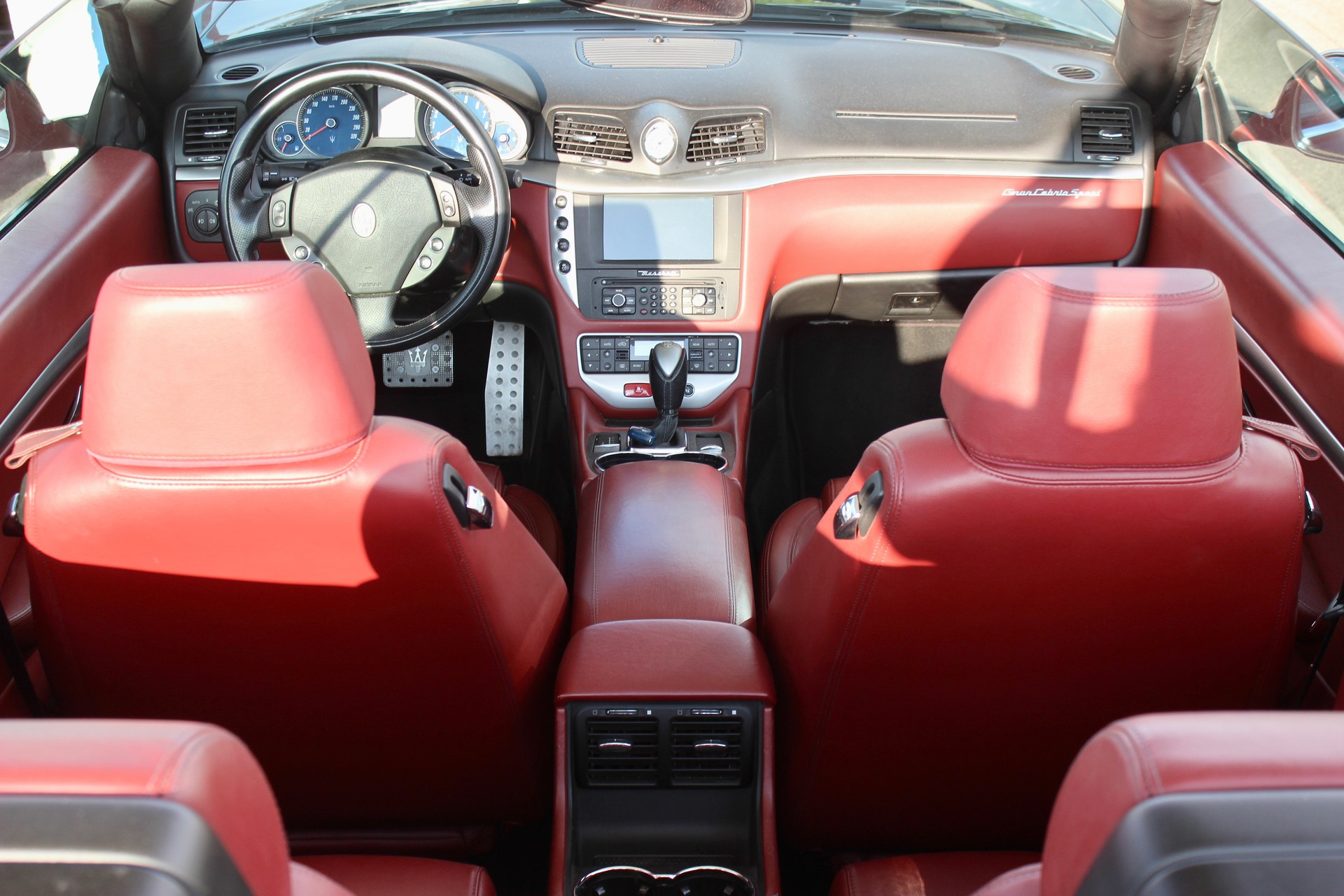 MASERATI GranCabrio Sport Automatica-image-11