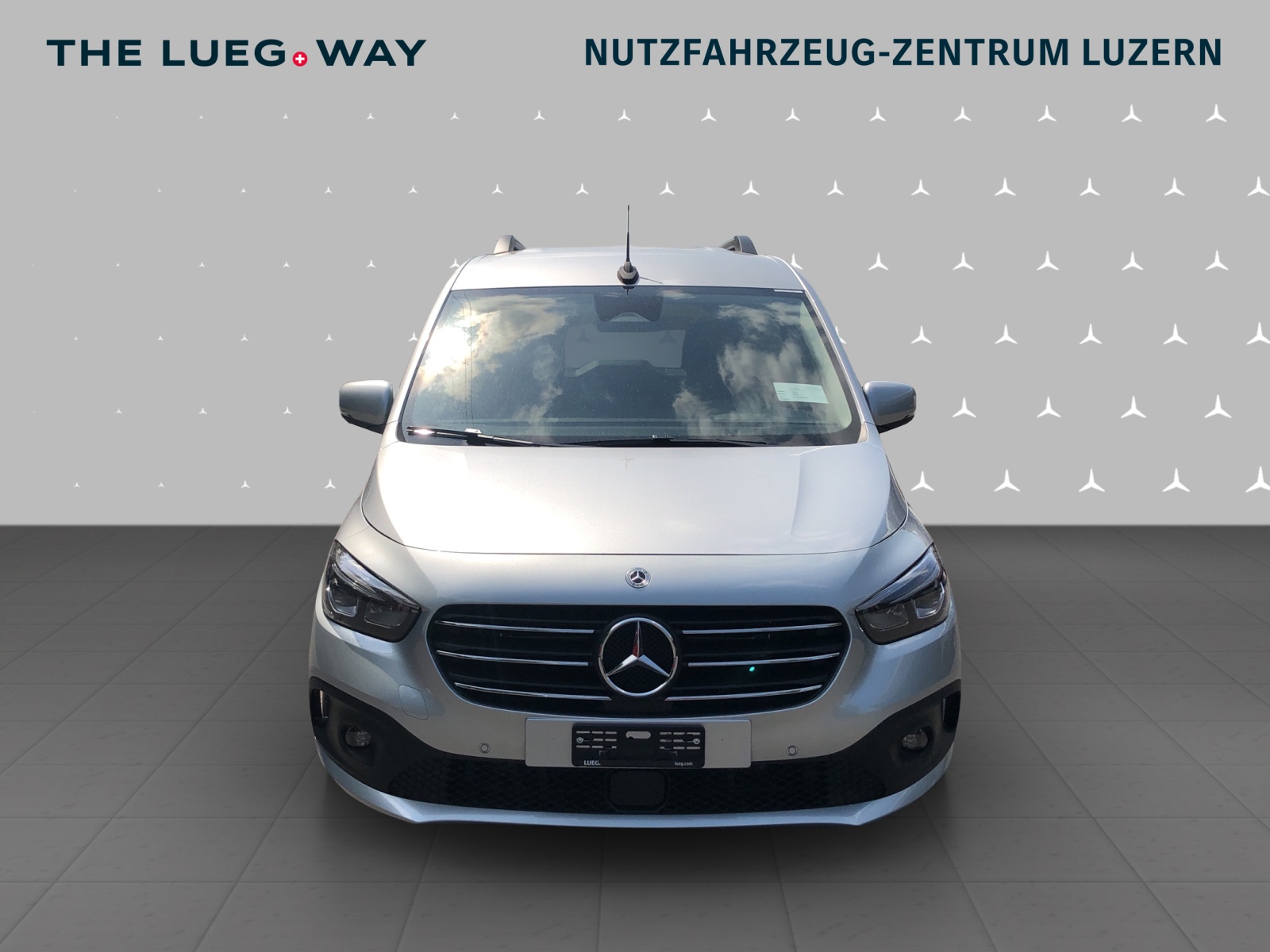 MERCEDES-BENZ T-Klasse 180D Style Automat-image-2
