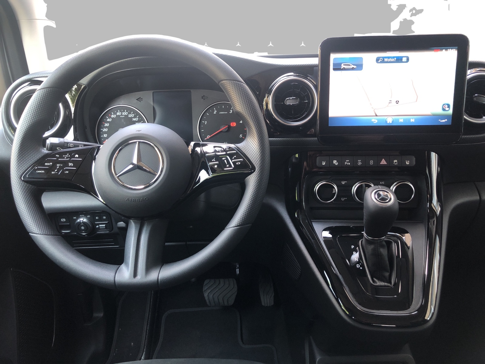 MERCEDES-BENZ T-Klasse 180D Style Automat-image-13