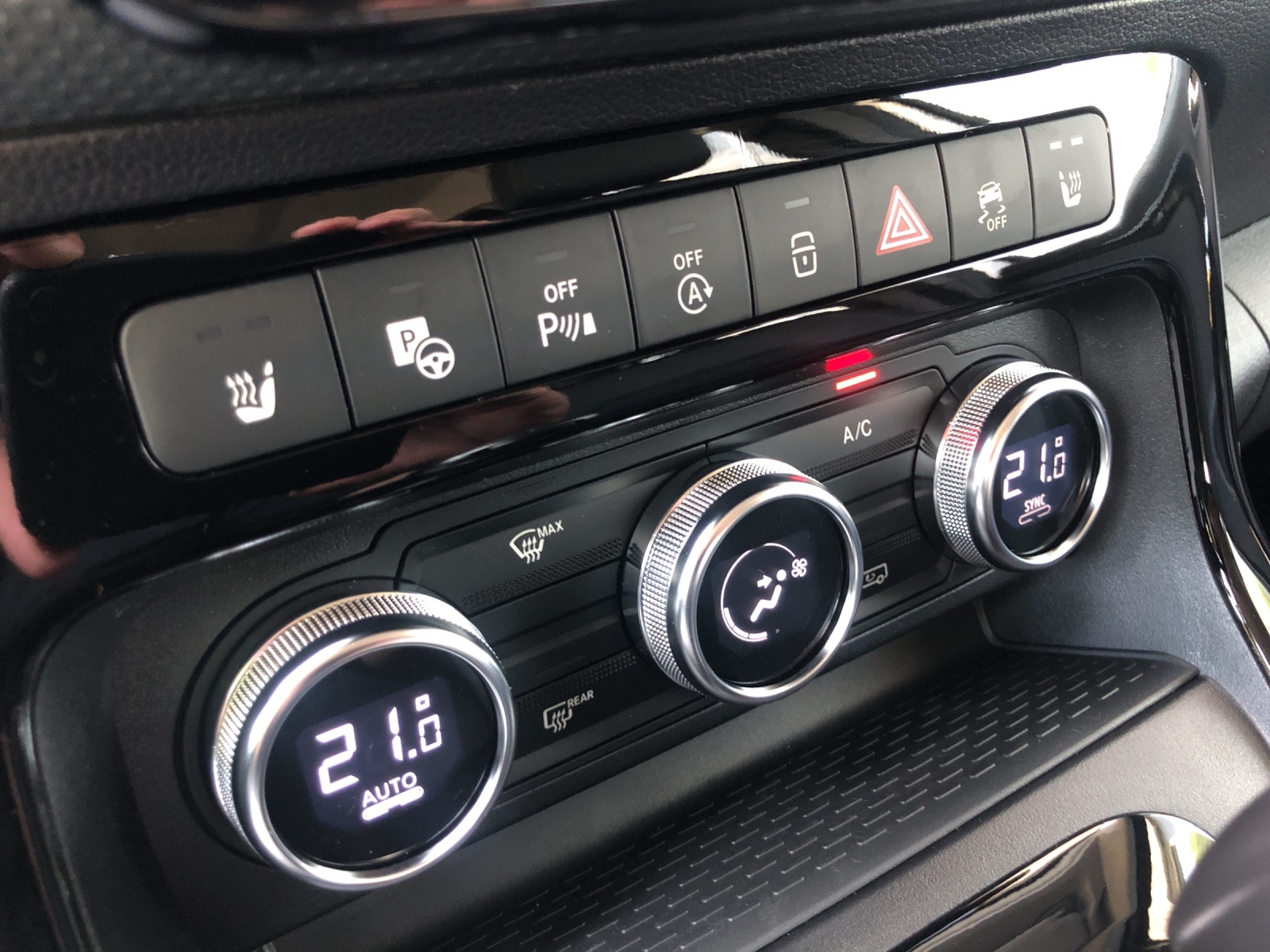 MERCEDES-BENZ T-Klasse 180D Style Automat-image-14