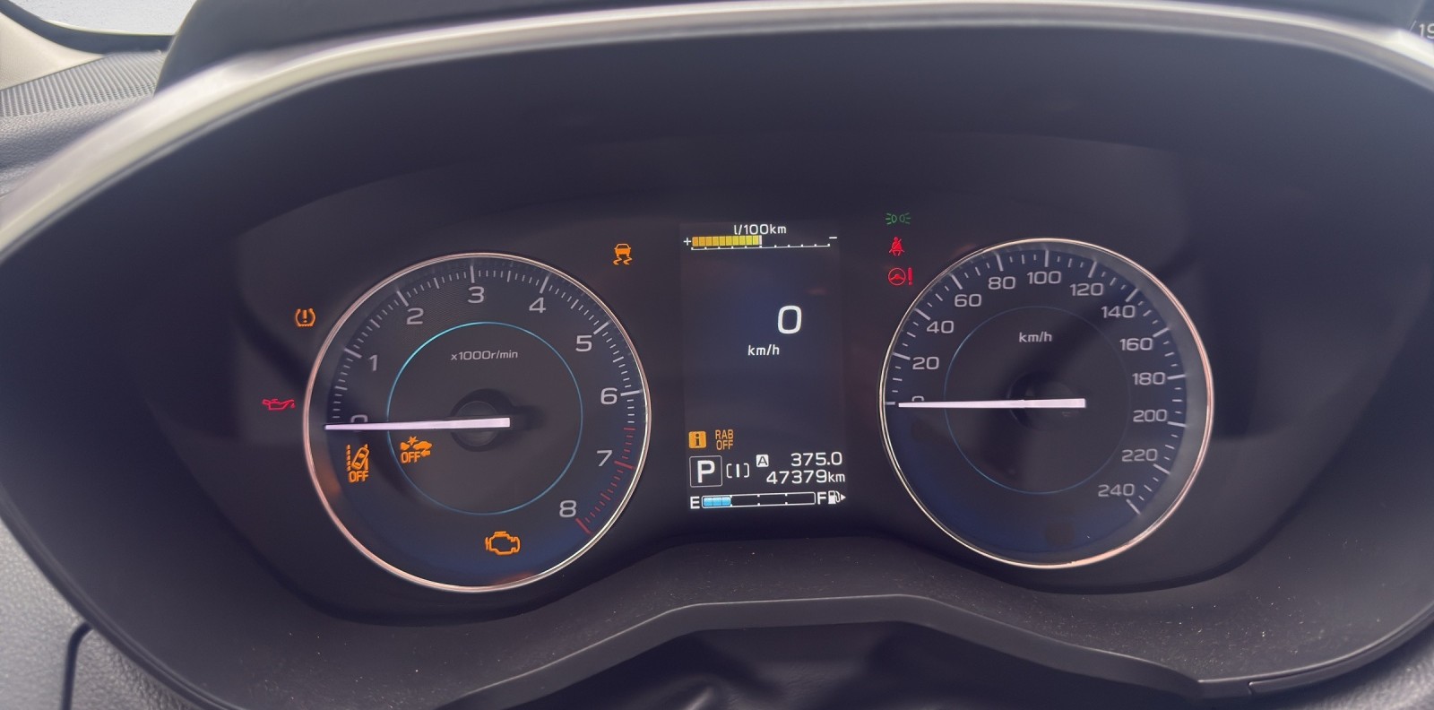 SUBARU Impreza 2.0i e-Boxer Swiss Plus AWD CVT-image-9