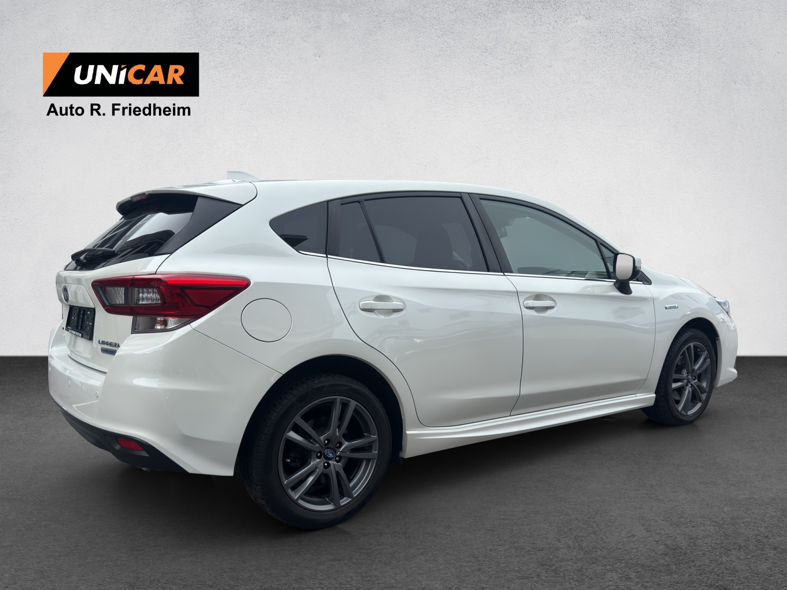 SUBARU Impreza 2.0i e-Boxer Swiss Plus AWD CVT-image-6