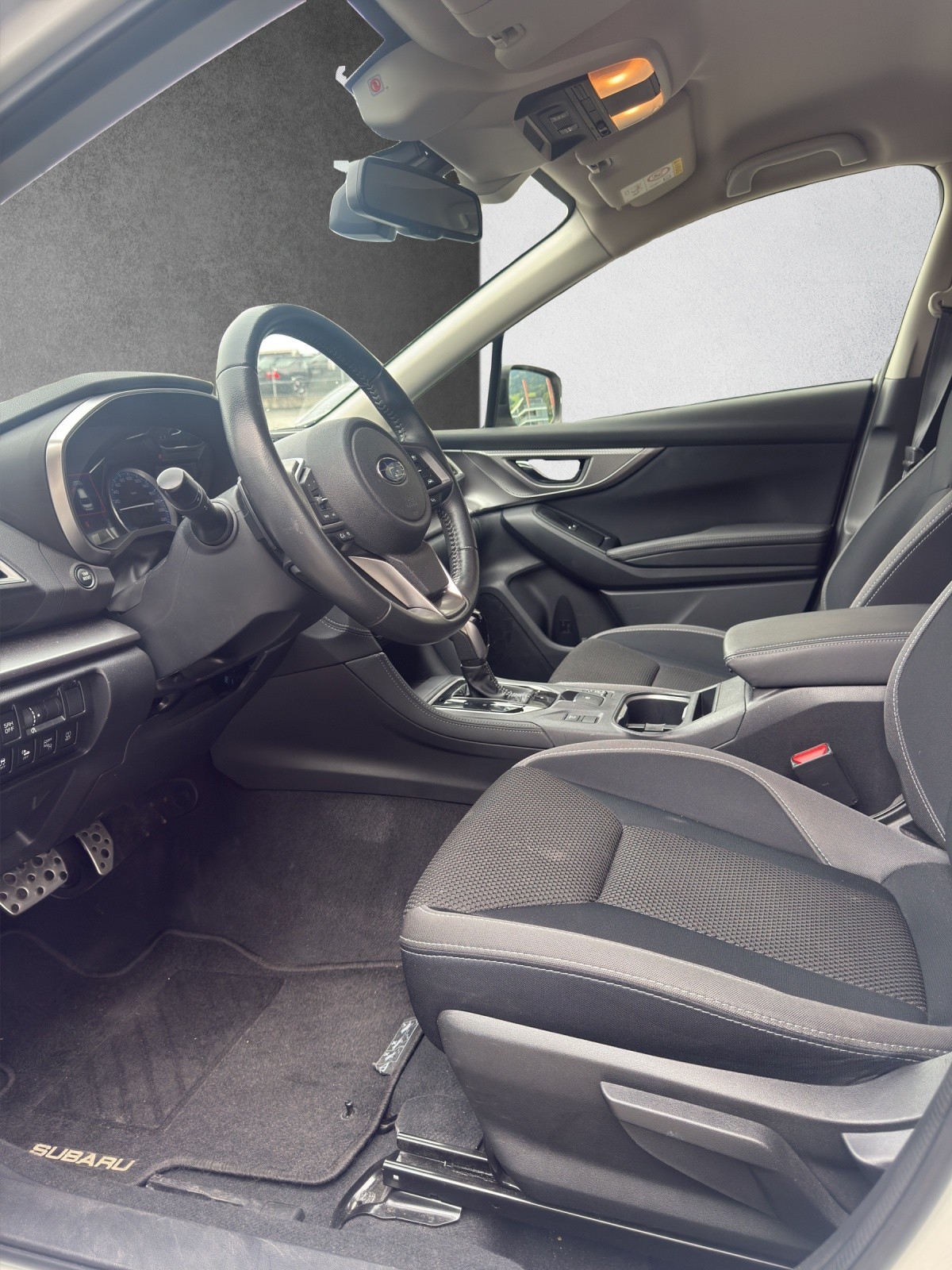 SUBARU Impreza 2.0i e-Boxer Swiss Plus AWD CVT-image-12